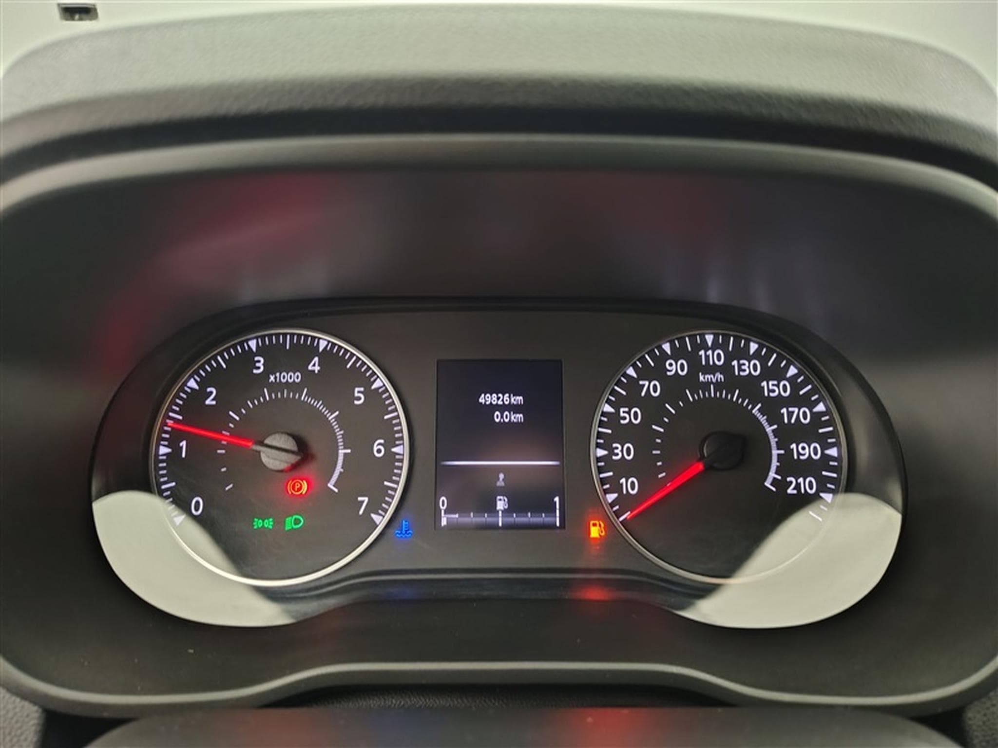 Dacia Duster 1.0 TCe 100Cv Prestige NAVI / CAMERA / ALU / PDC (2019) - Foto 10