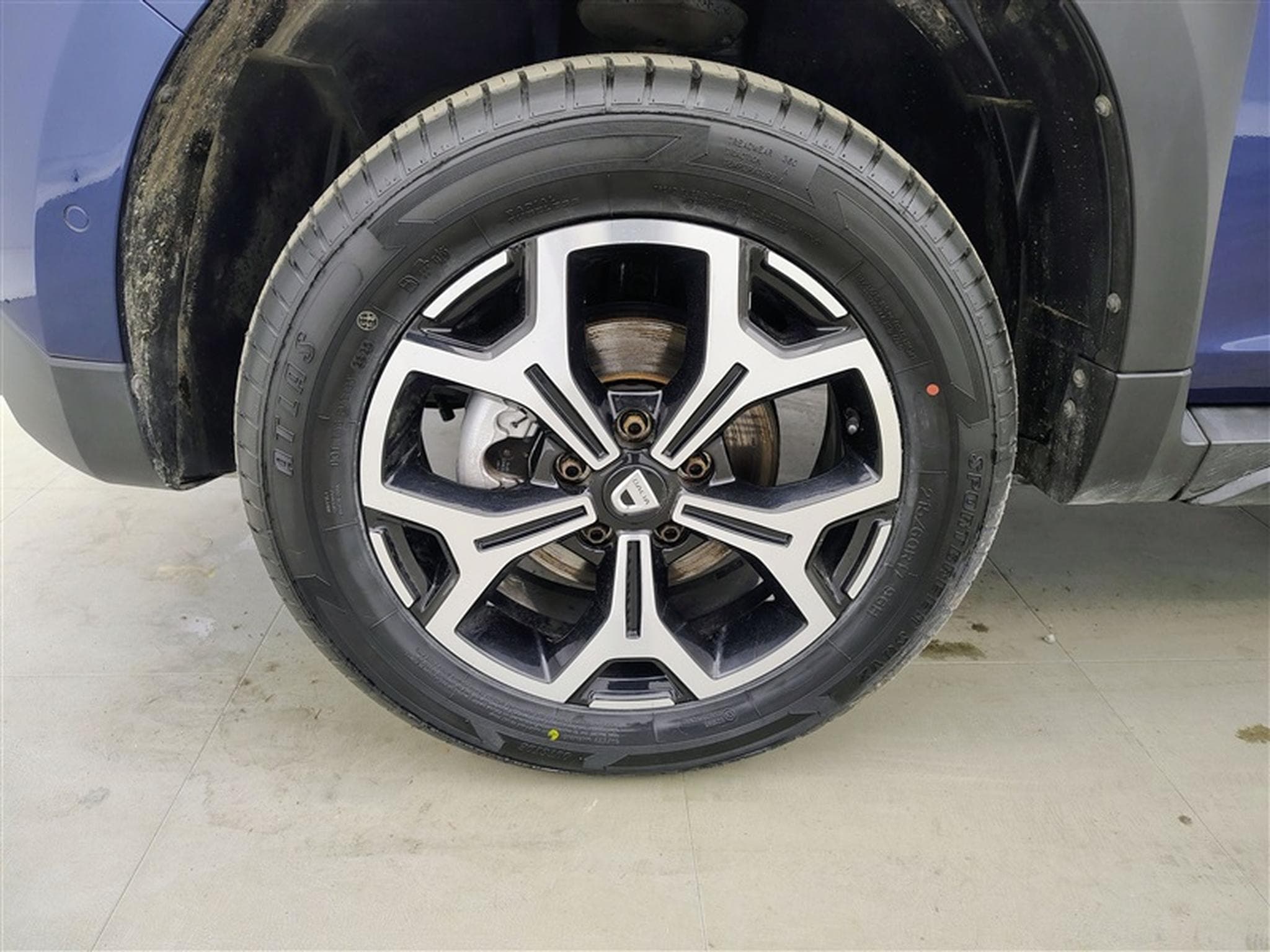 Dacia Duster 1.0 TCe 100Cv Prestige NAVI / CAMERA / ALU / PDC (2019) - Foto 6