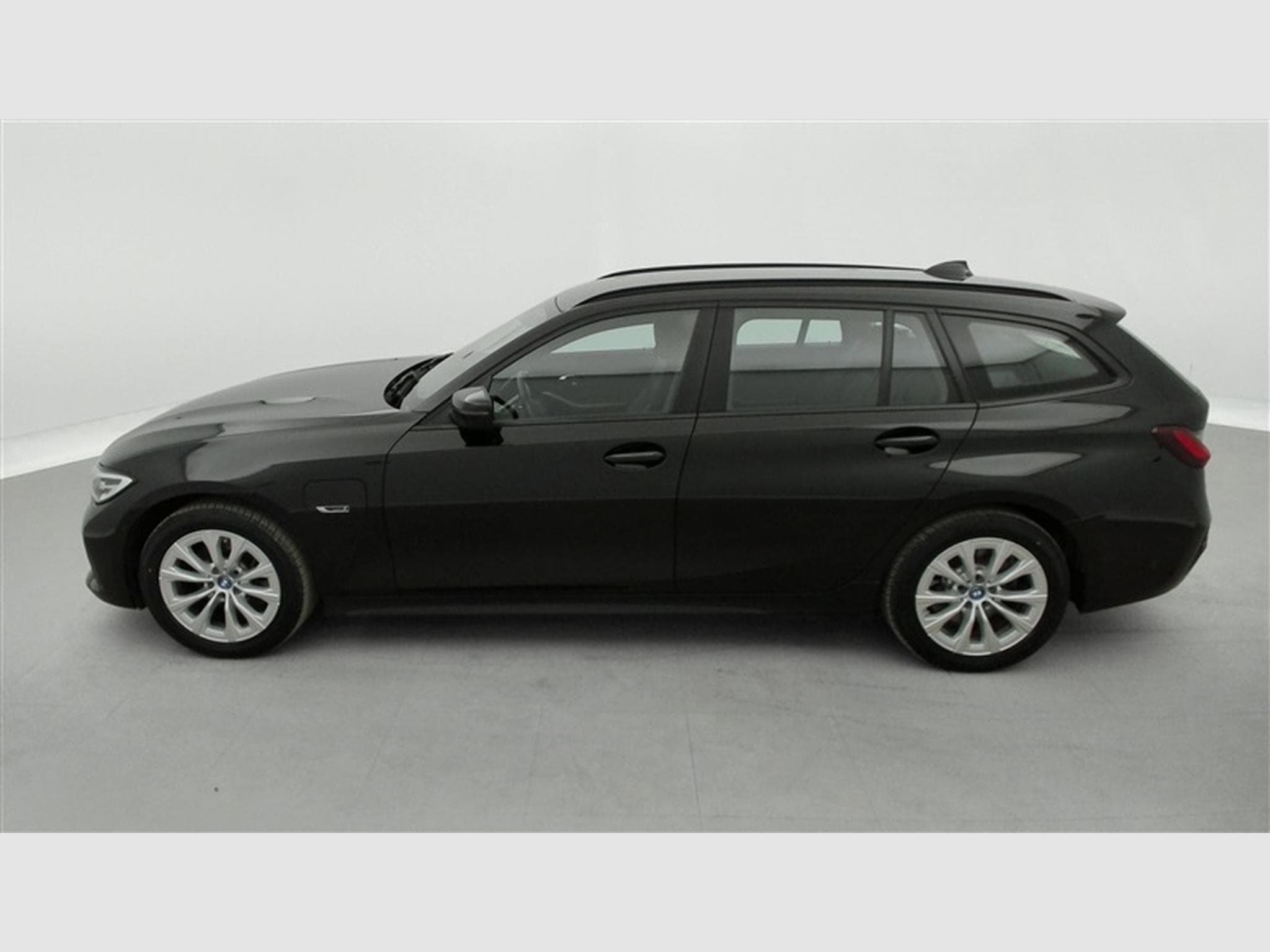 BMW 320 Touring 320eA PHEV Cuir / Navi / Led (2022) - Foto 3