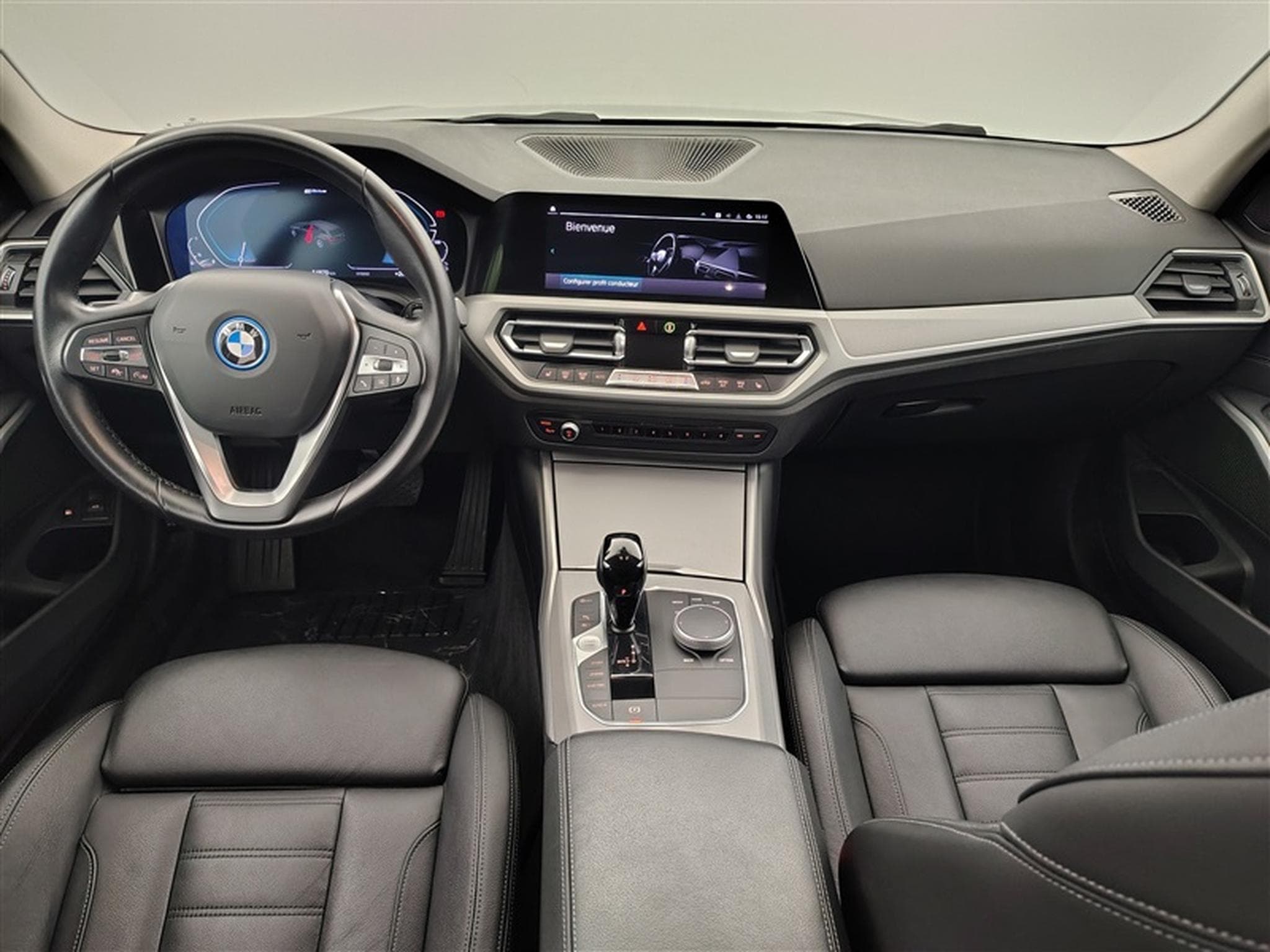 BMW 320 Touring 320eA PHEV Cuir / Navi / Led (2022) - Foto 8
