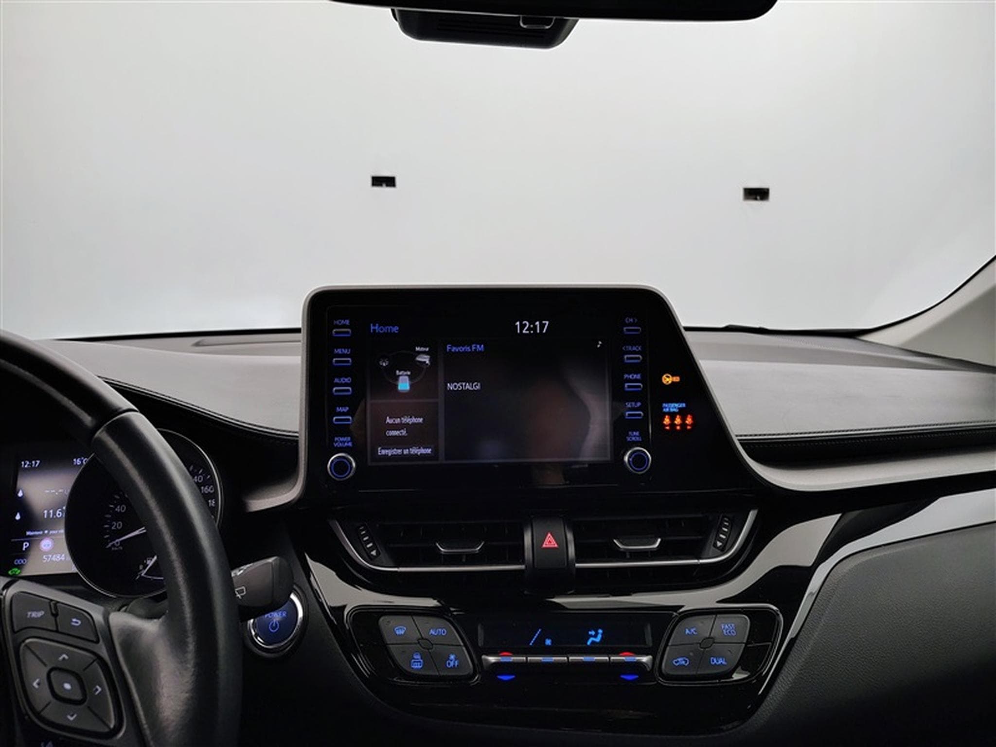 Toyota C-HR Hybrid 1.8i VVT-i CVT Edition CARPLAY / FULL LED (2023) - Foto 11