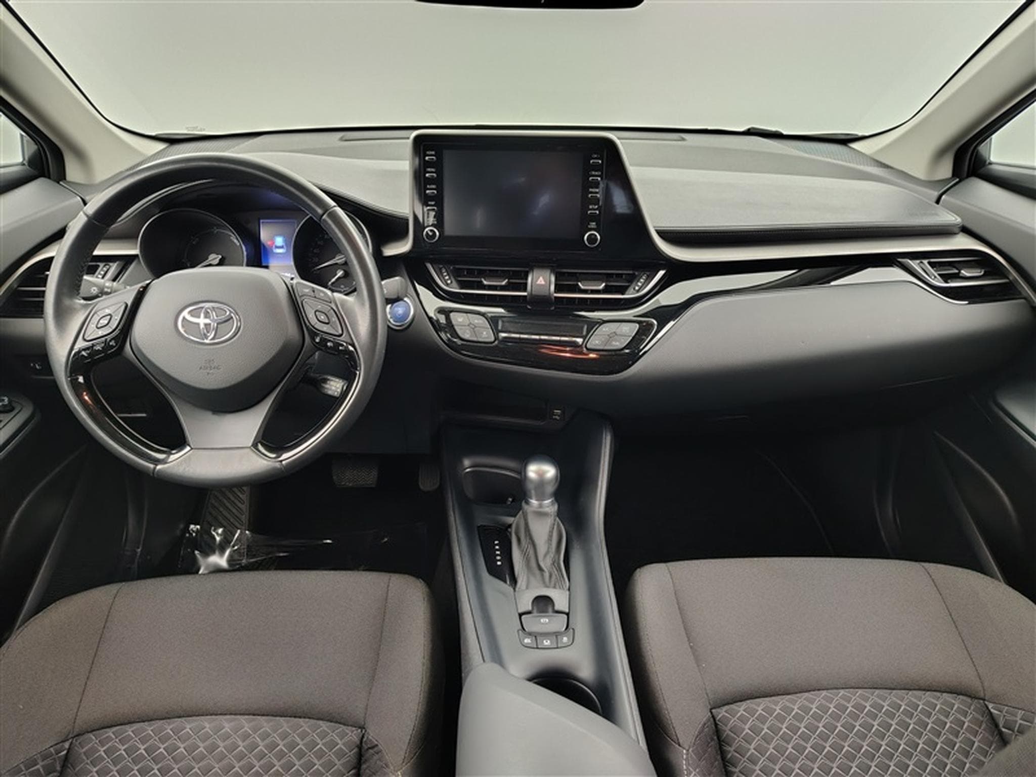 Toyota C-HR Hybrid 1.8i VVT-i CVT Edition CARPLAY / FULL LED (2023) - Foto 8