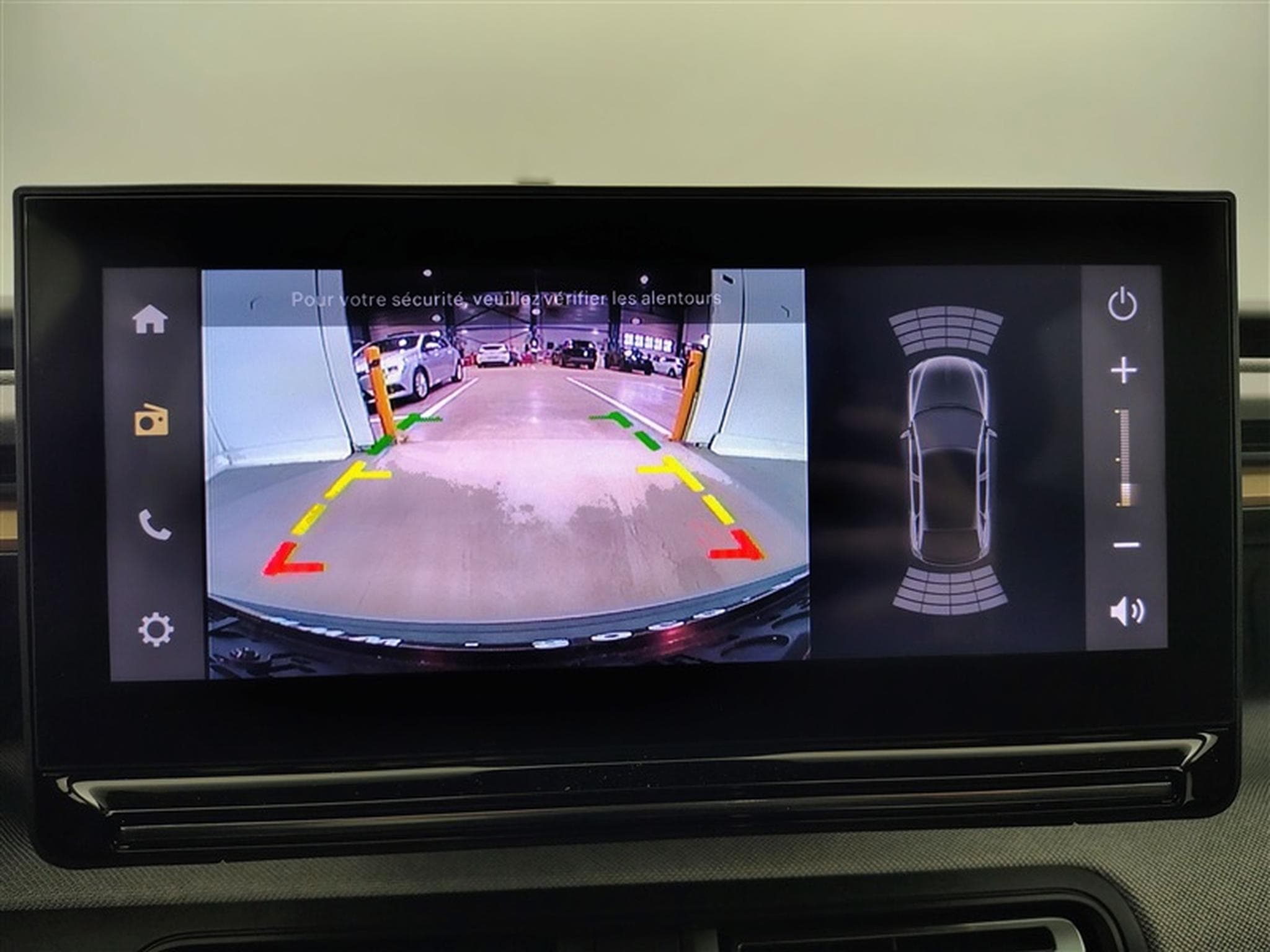 Citroen C3 Aircross 1.2 Hybrid 145Cv e-DCS6 Plus CARPLAY / CAMERA (2025) - Foto 17