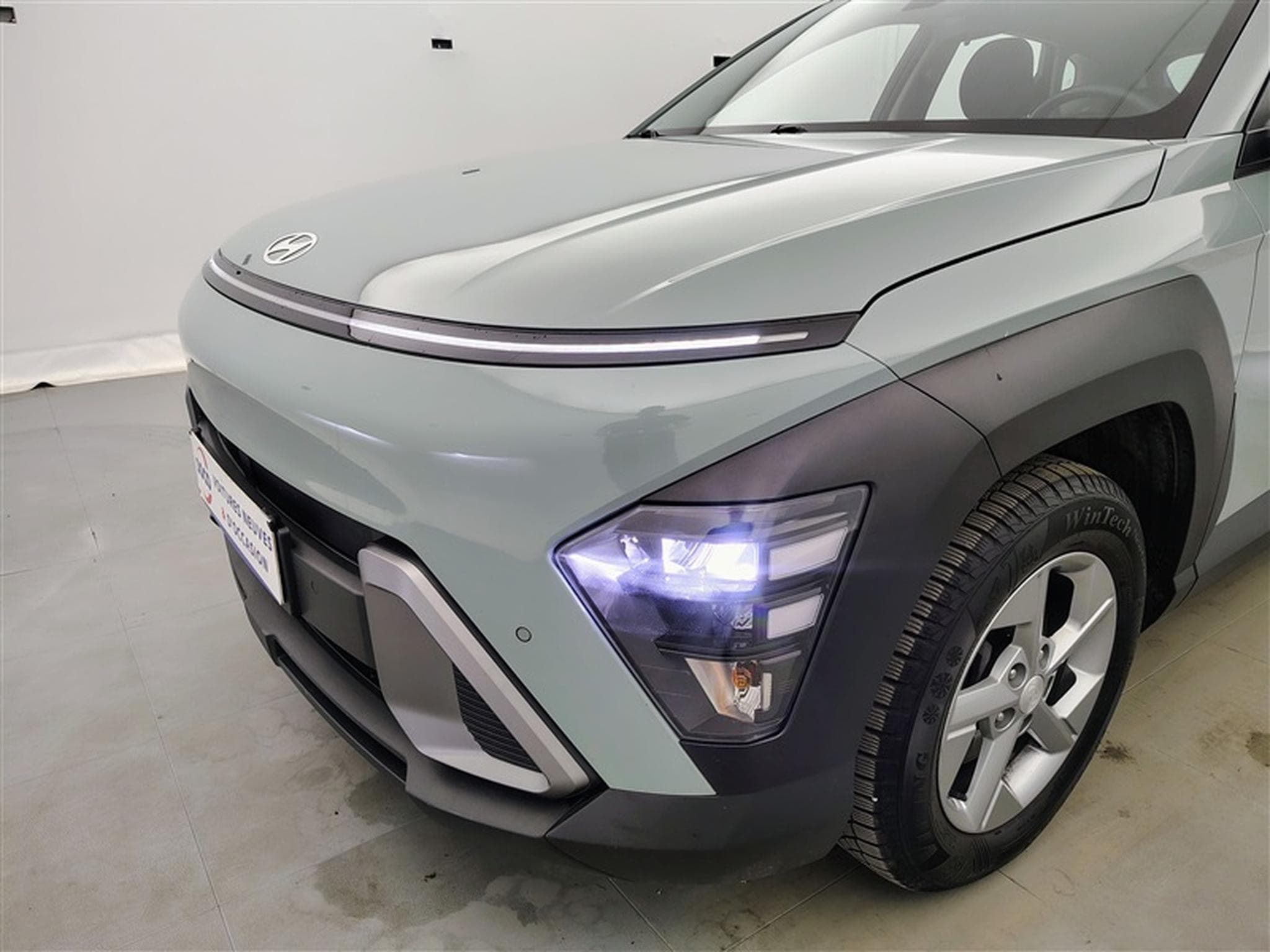 Hyundai Kona 1.6 T-GDi Feel DCT (2024) - Foto 15
