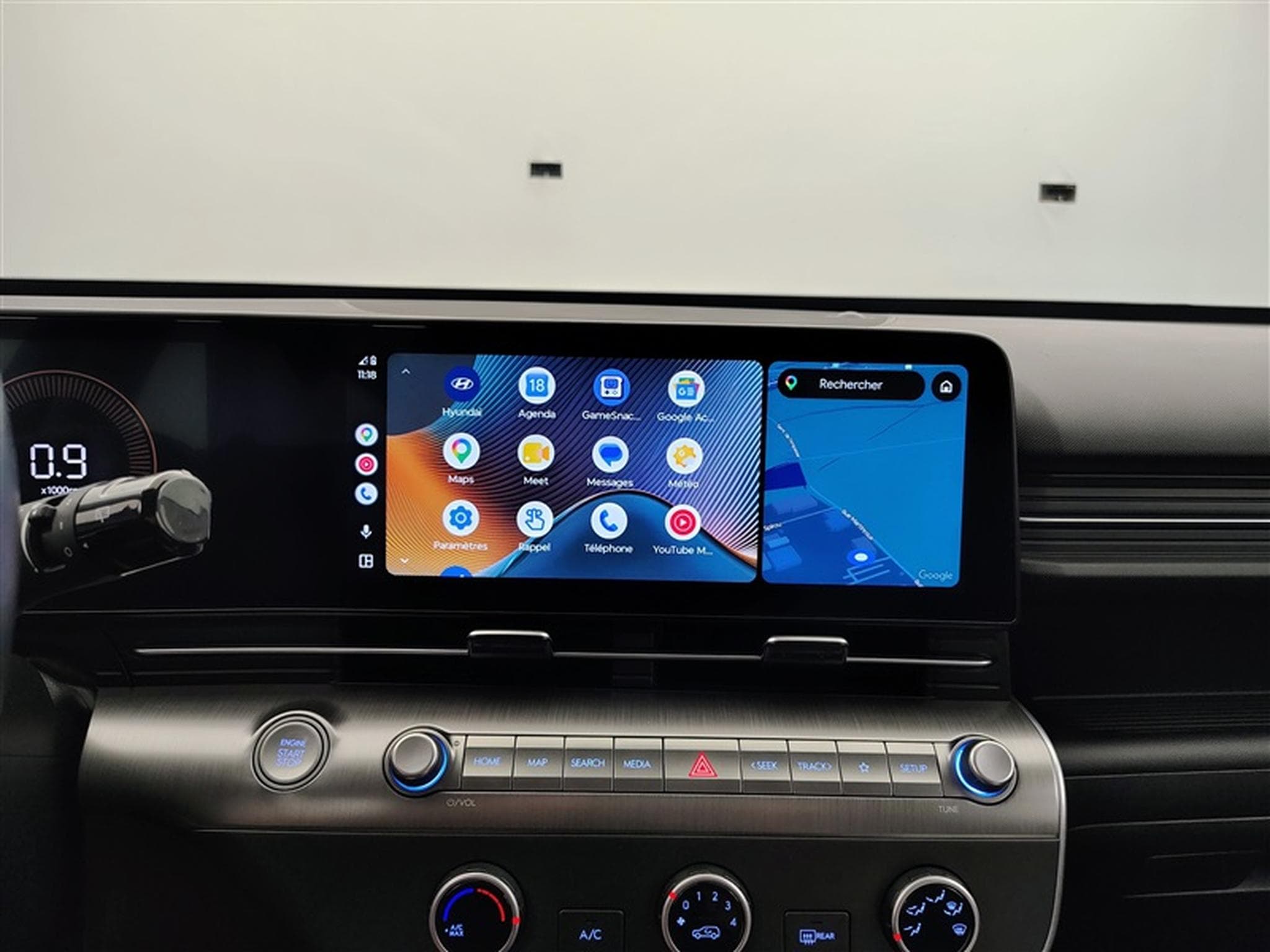 Hyundai Kona 1.6 T-GDi Feel DCT (2024) - Foto 20