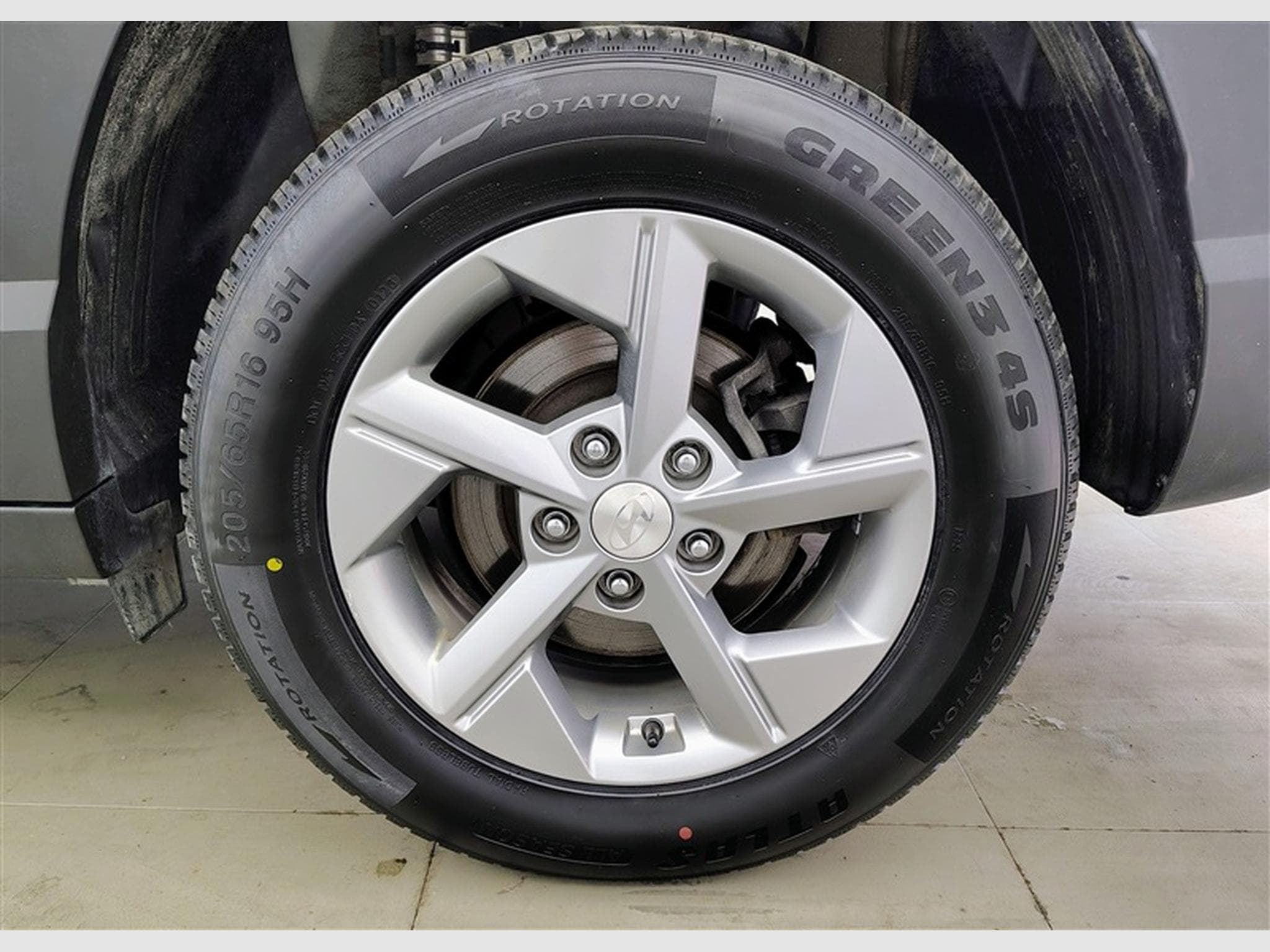 Hyundai Kona 1.6 T-GDi Feel DCT (2024) - Foto 6