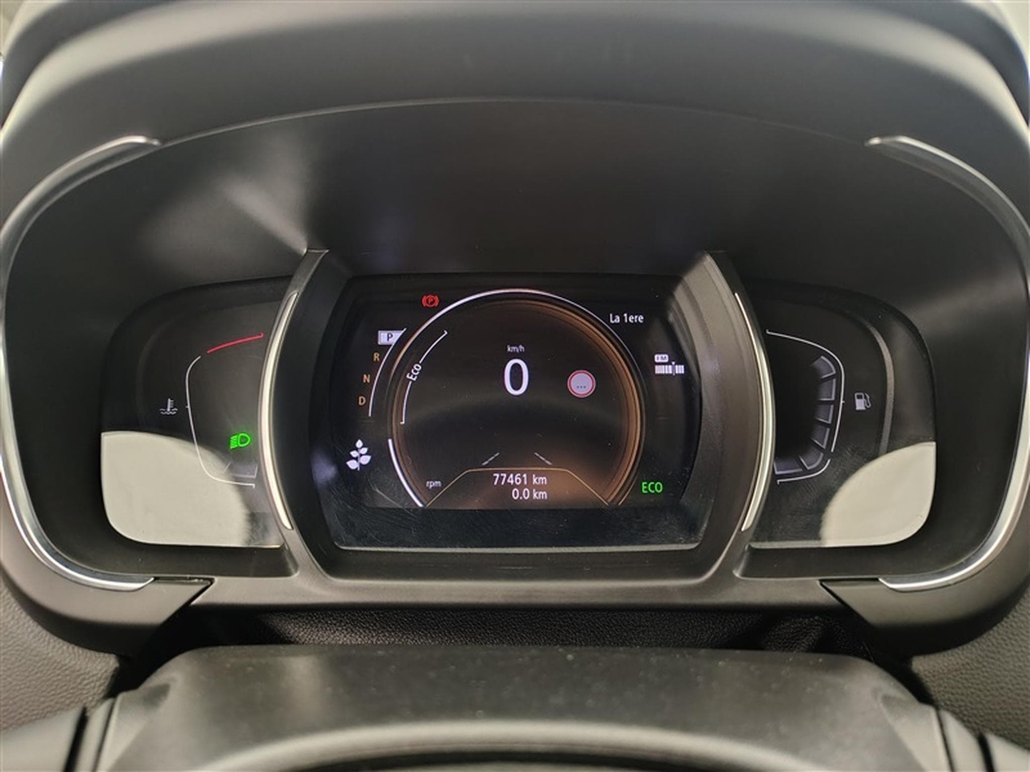 Renault Scenic 1.3 TCE 140 Equilibre 7Pl   Navi / Led / PDC (2023) - Foto 10
