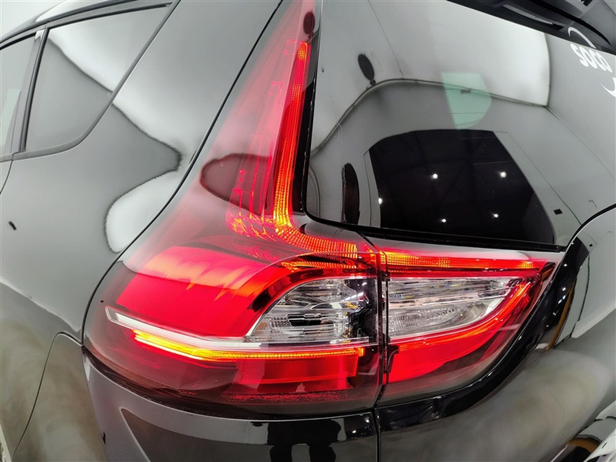Renault Scenic 1.3 TCE 140 Equilibre 7Pl   Navi / Led / PDC (2023) - Foto 16