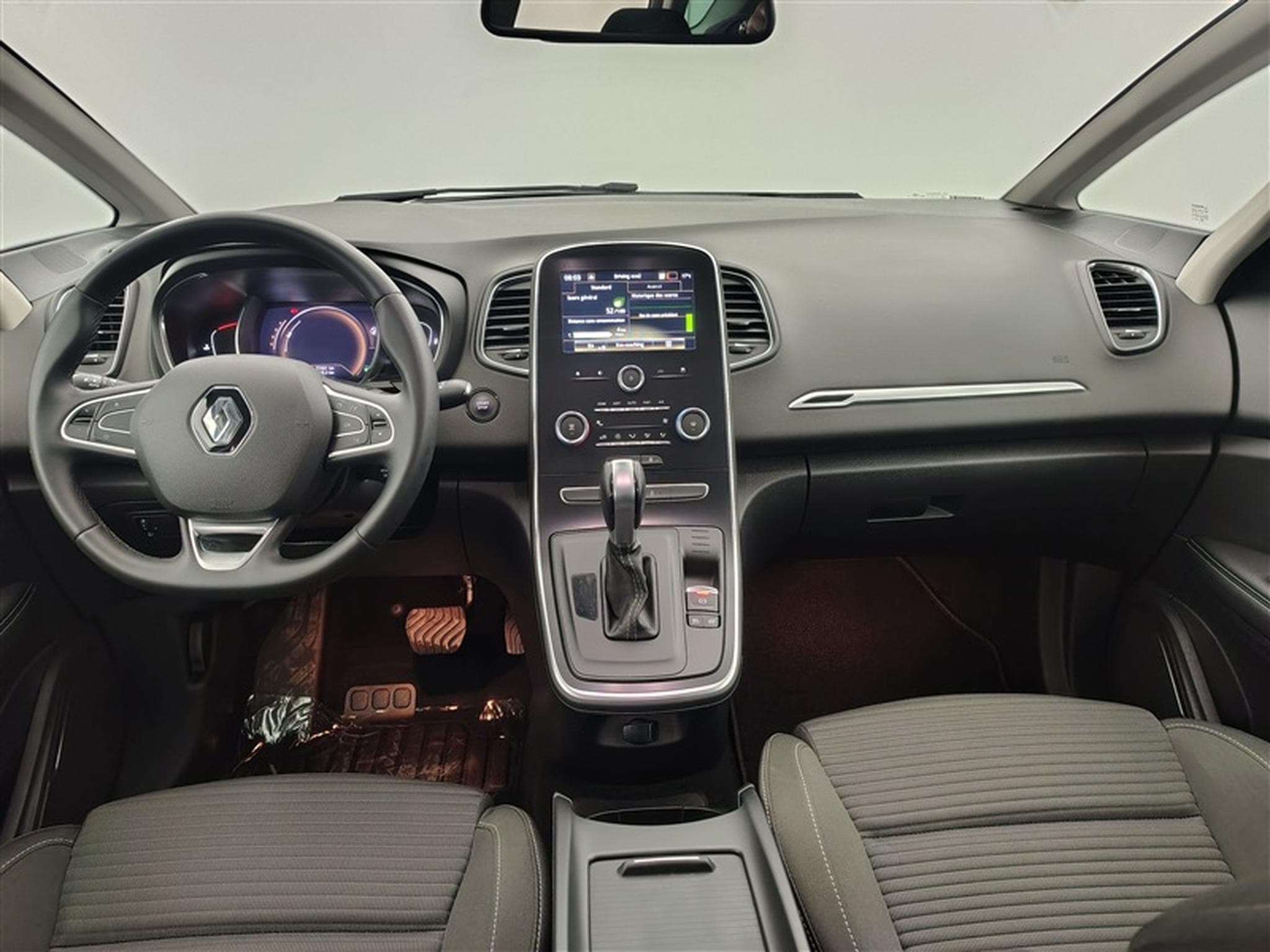 Renault Scenic 1.3 TCE 140 Equilibre 7Pl   Navi / Led / PDC (2023) - Foto 8