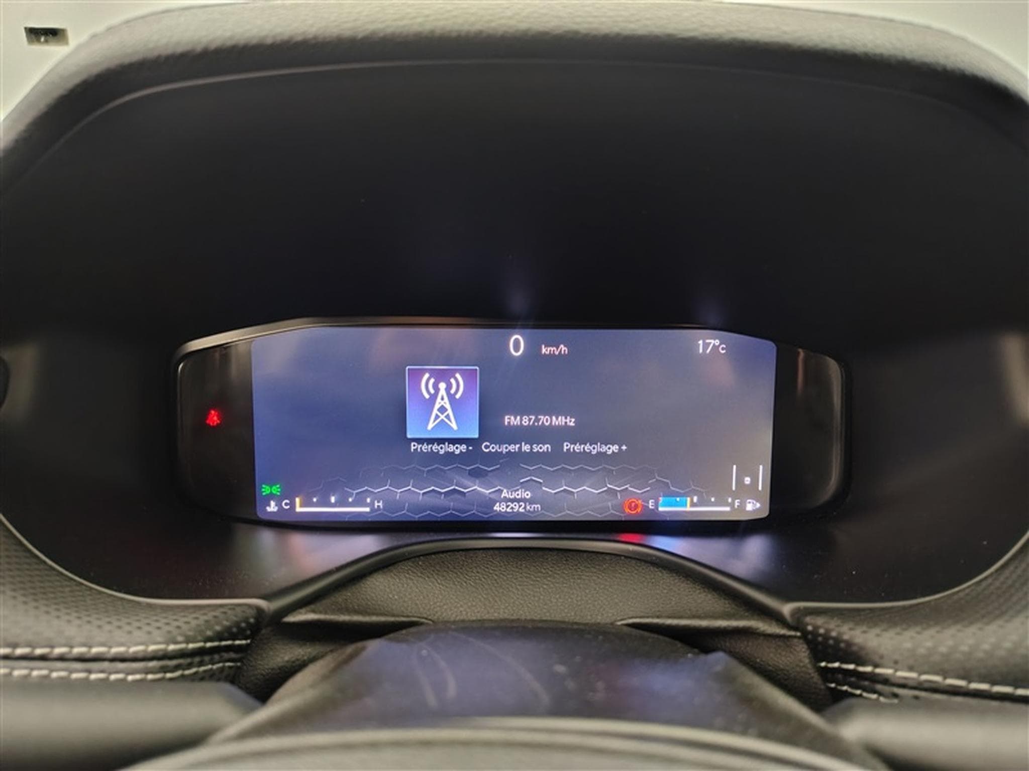 Jeep Compass Black edition **CUIR/NAVI/FULL LED/CARPLAY** (2022) - Foto 10