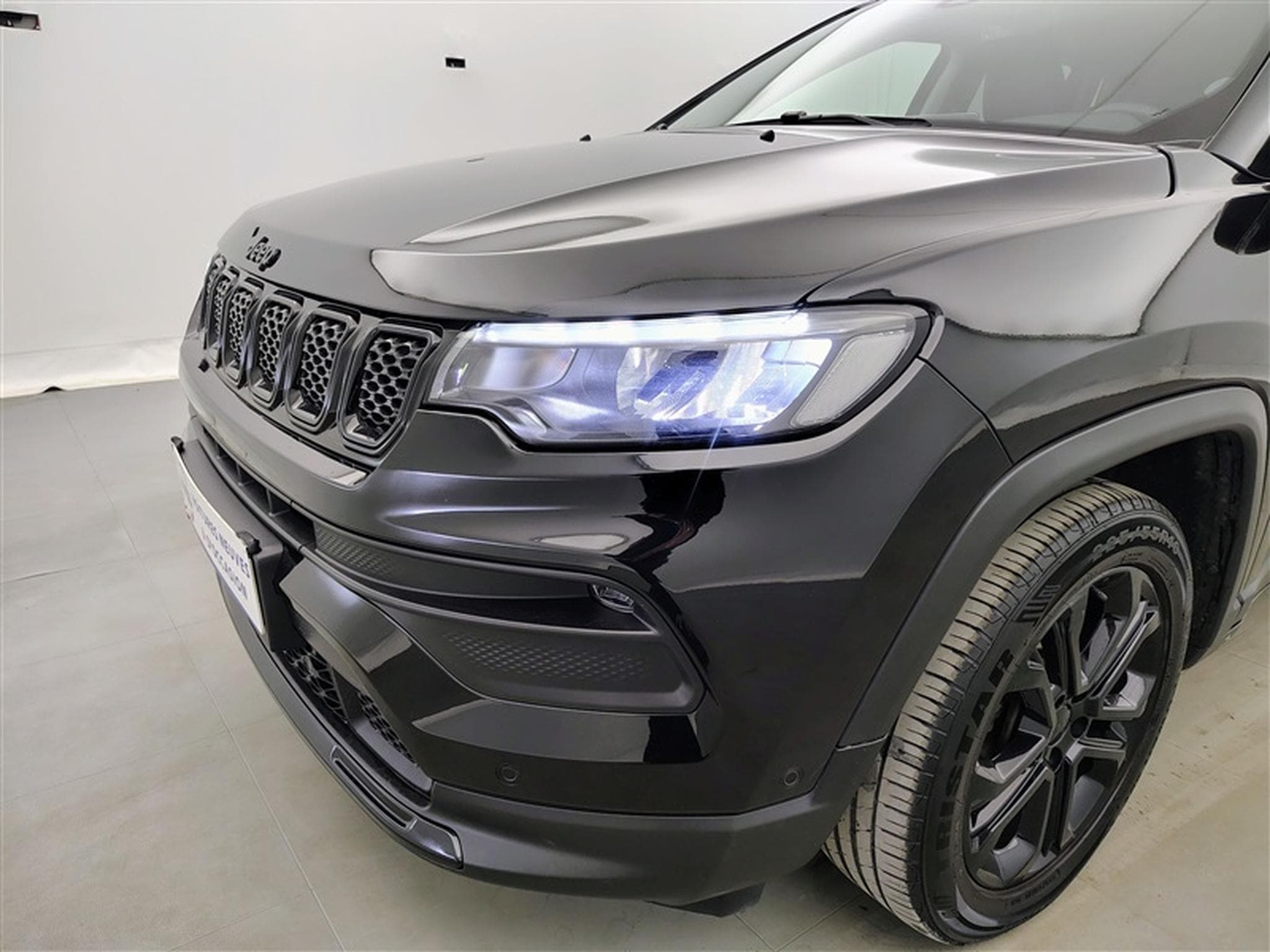 Jeep Compass Black edition **CUIR/NAVI/FULL LED/CARPLAY** (2022) - Foto 15