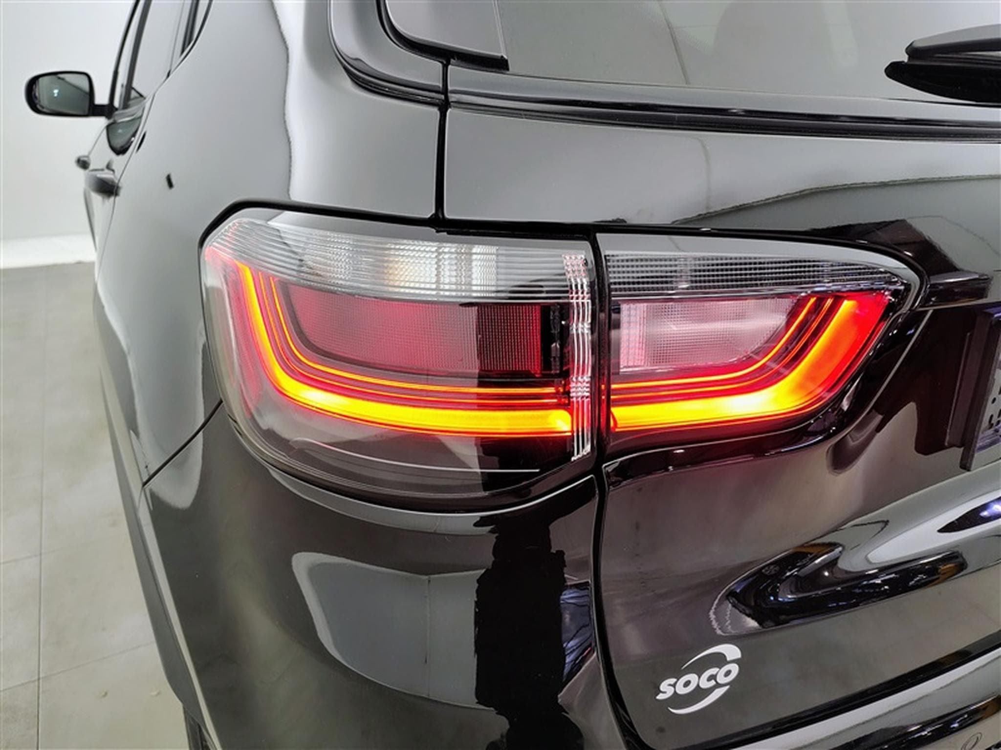 Jeep Compass Black edition **CUIR/NAVI/FULL LED/CARPLAY** (2022) - Foto 16
