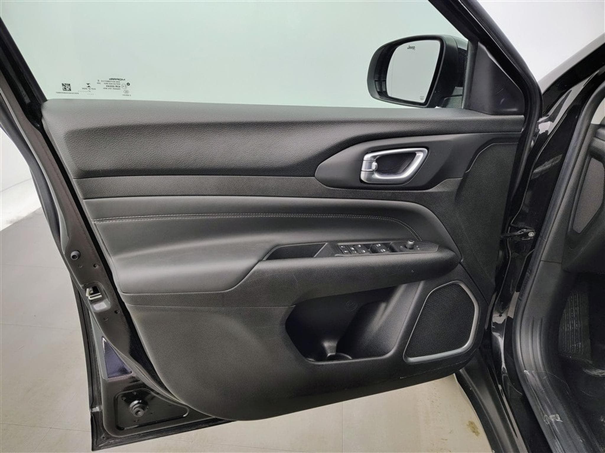 Jeep Compass Black edition **CUIR/NAVI/FULL LED/CARPLAY** (2022) - Foto 17