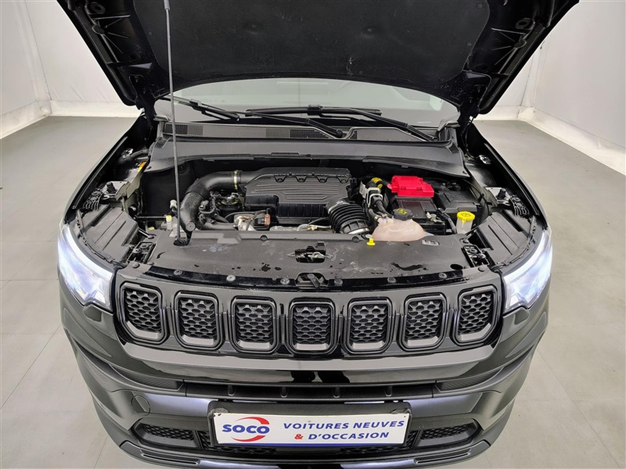 Jeep Compass Black edition **CUIR/NAVI/FULL LED/CARPLAY** (2022) - Foto 19