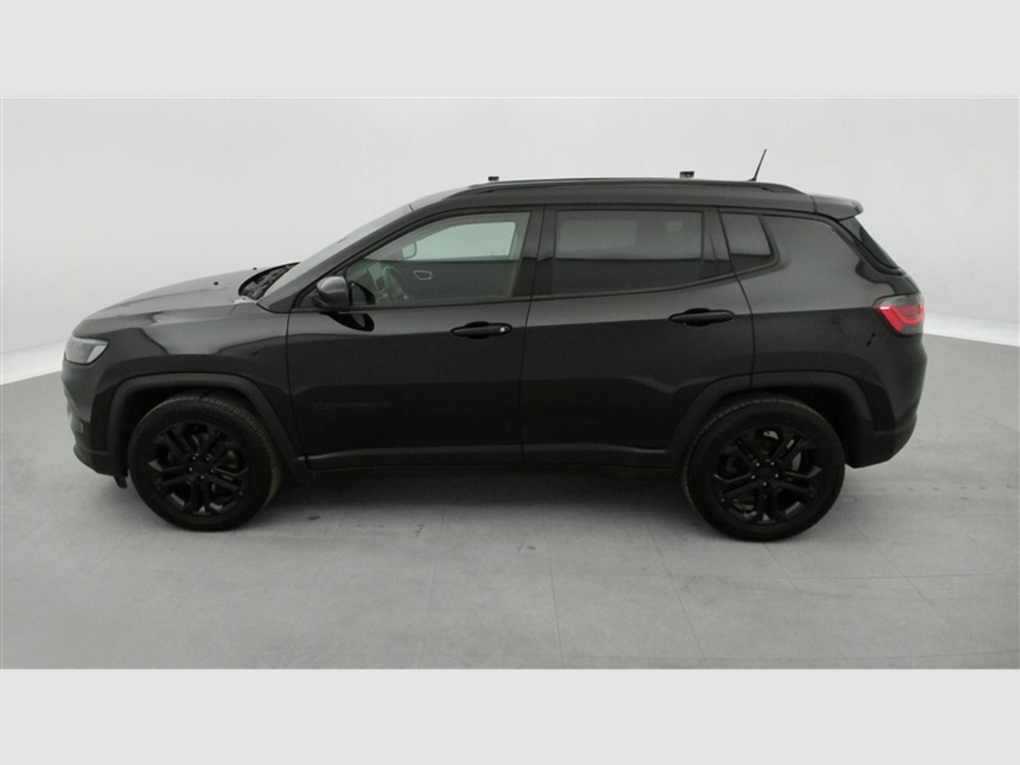 Jeep Compass Black edition **CUIR/NAVI/FULL LED/CARPLAY** (2022) - Foto 3
