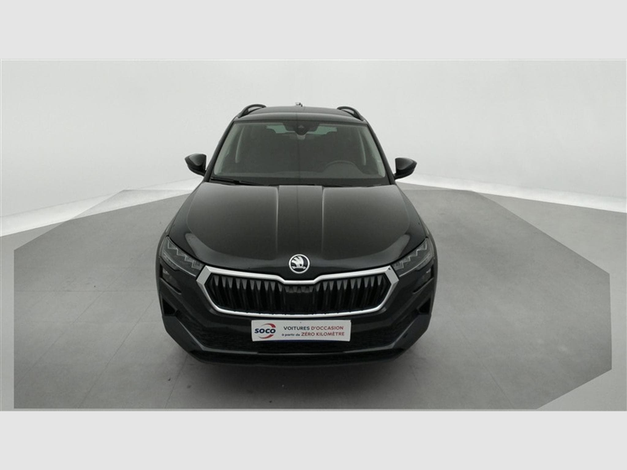 Skoda Karoq 1.0 TSI 115Cv Executive NAVI / CAMERA / CARPLAY / PDC (2025) - Foto 4