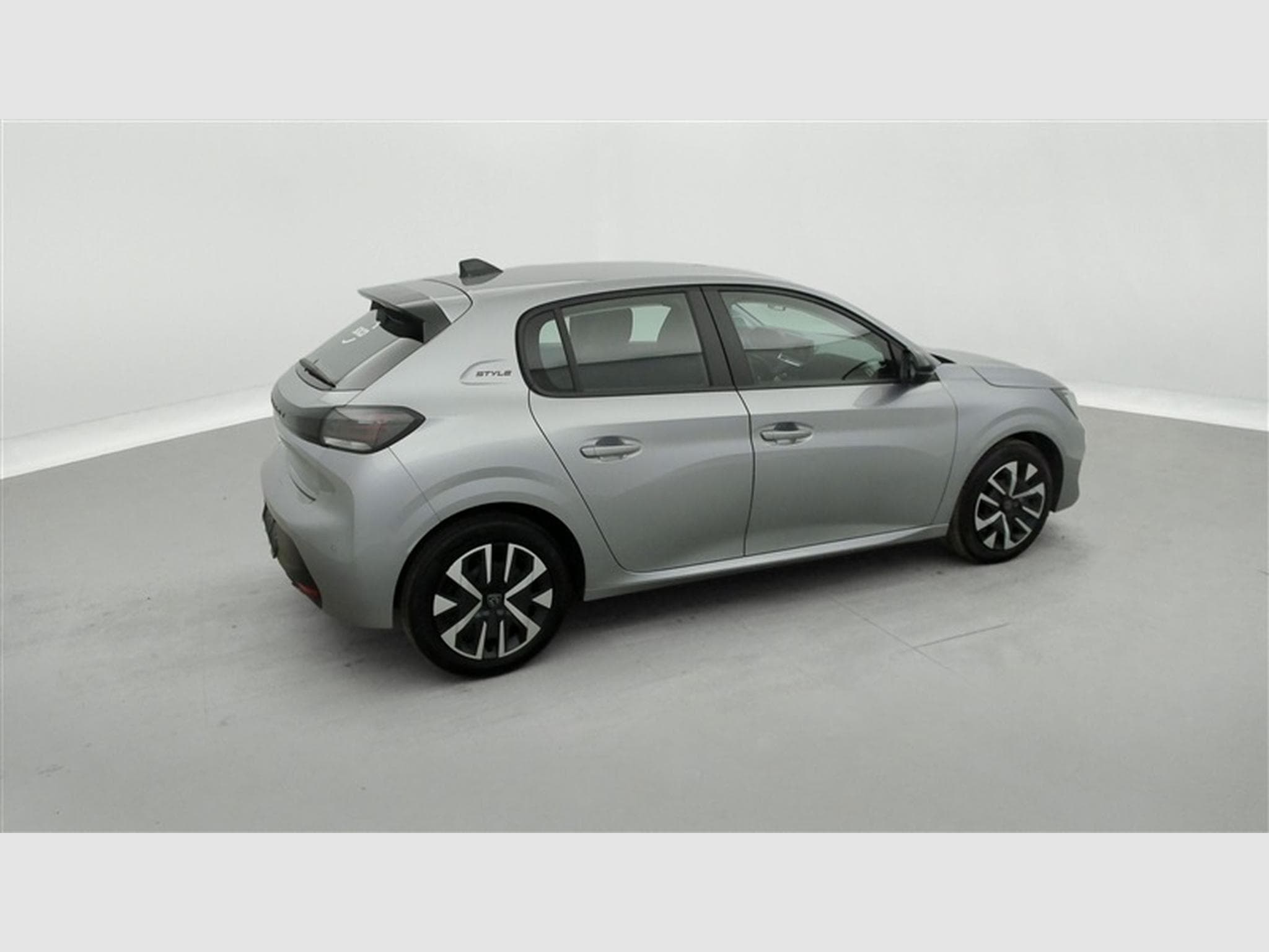 Peugeot 208 1.2i PureTech 100Cv Style (2025) - Foto 25