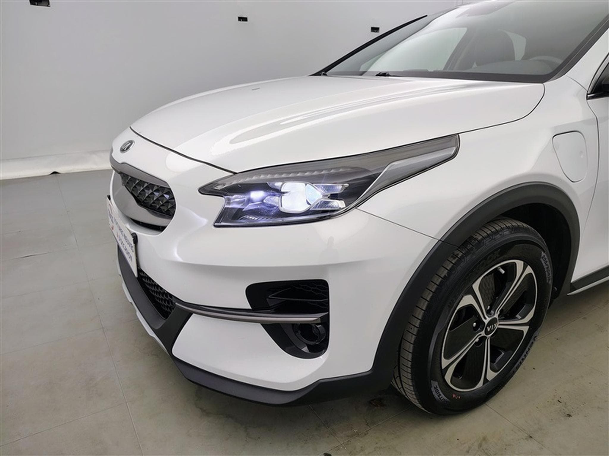 Kia XCeed PHEV 1.6 GDi Business Line DCT (2020) - Foto 15