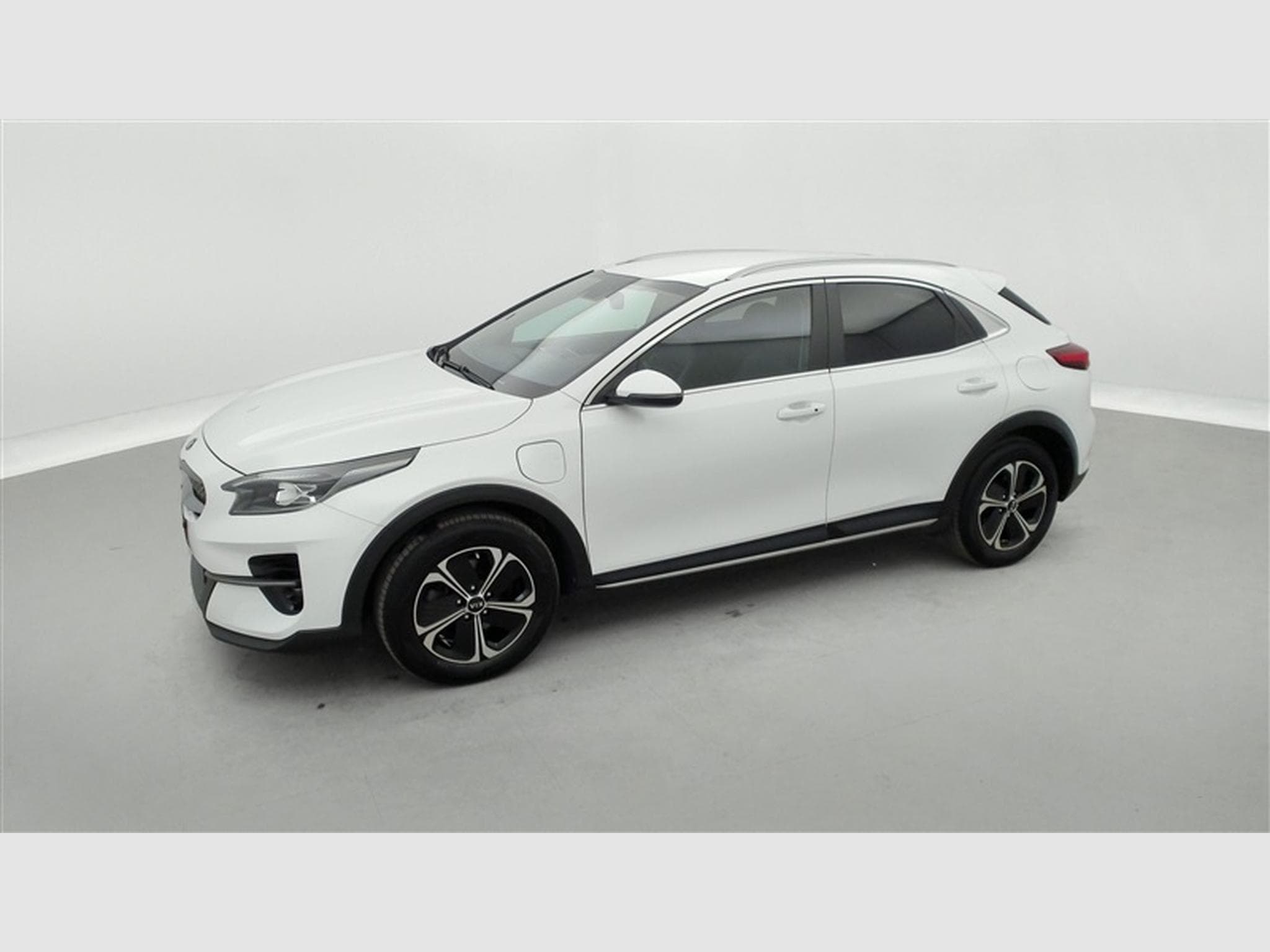 Kia XCeed PHEV 1.6 GDi Business Line DCT (2020) - Foto 21