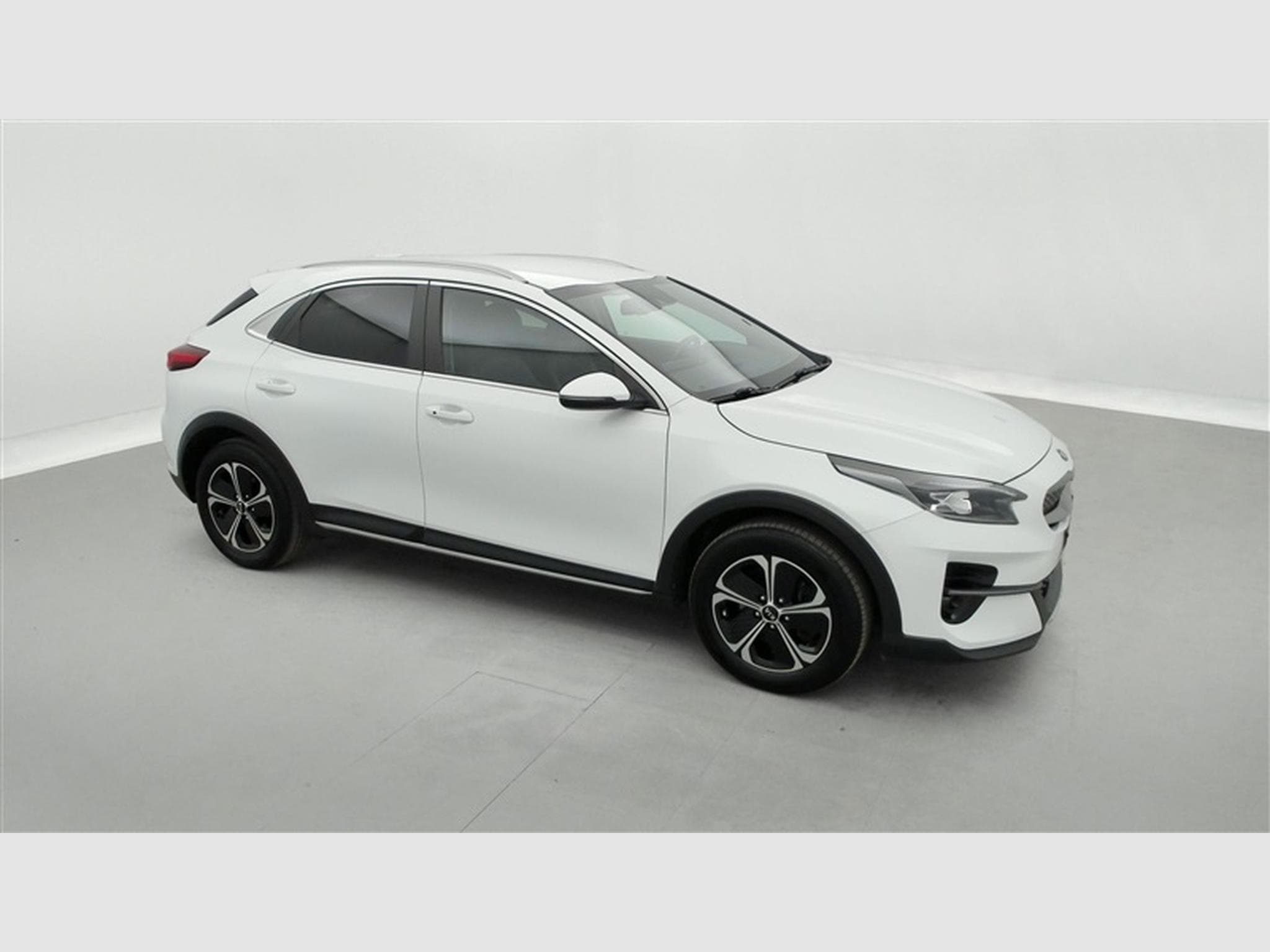 Kia XCeed PHEV 1.6 GDi Business Line DCT (2020) - Foto 23