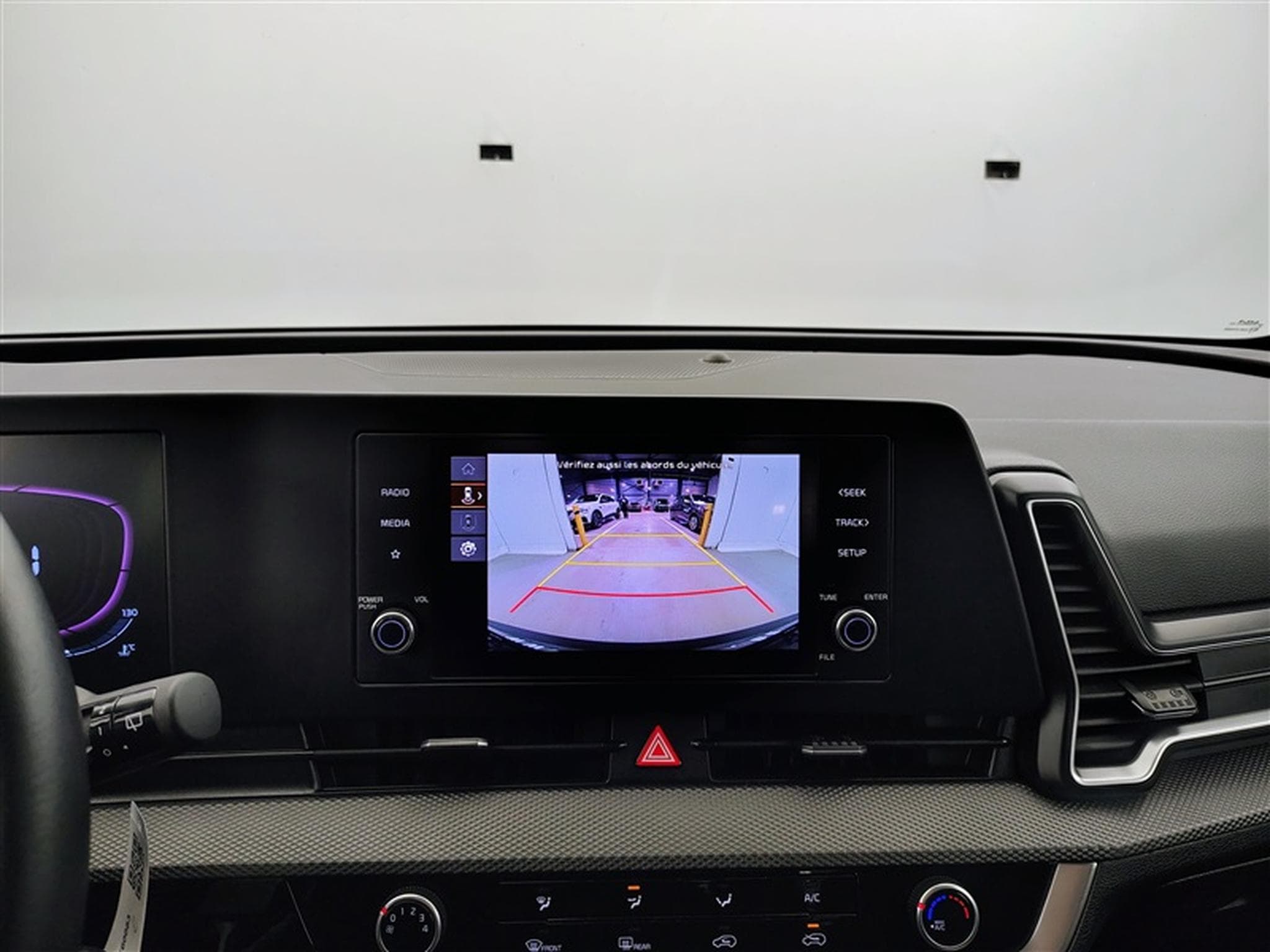 Kia Sportage 1.6 T-GDi Pure (2022) - Foto 18