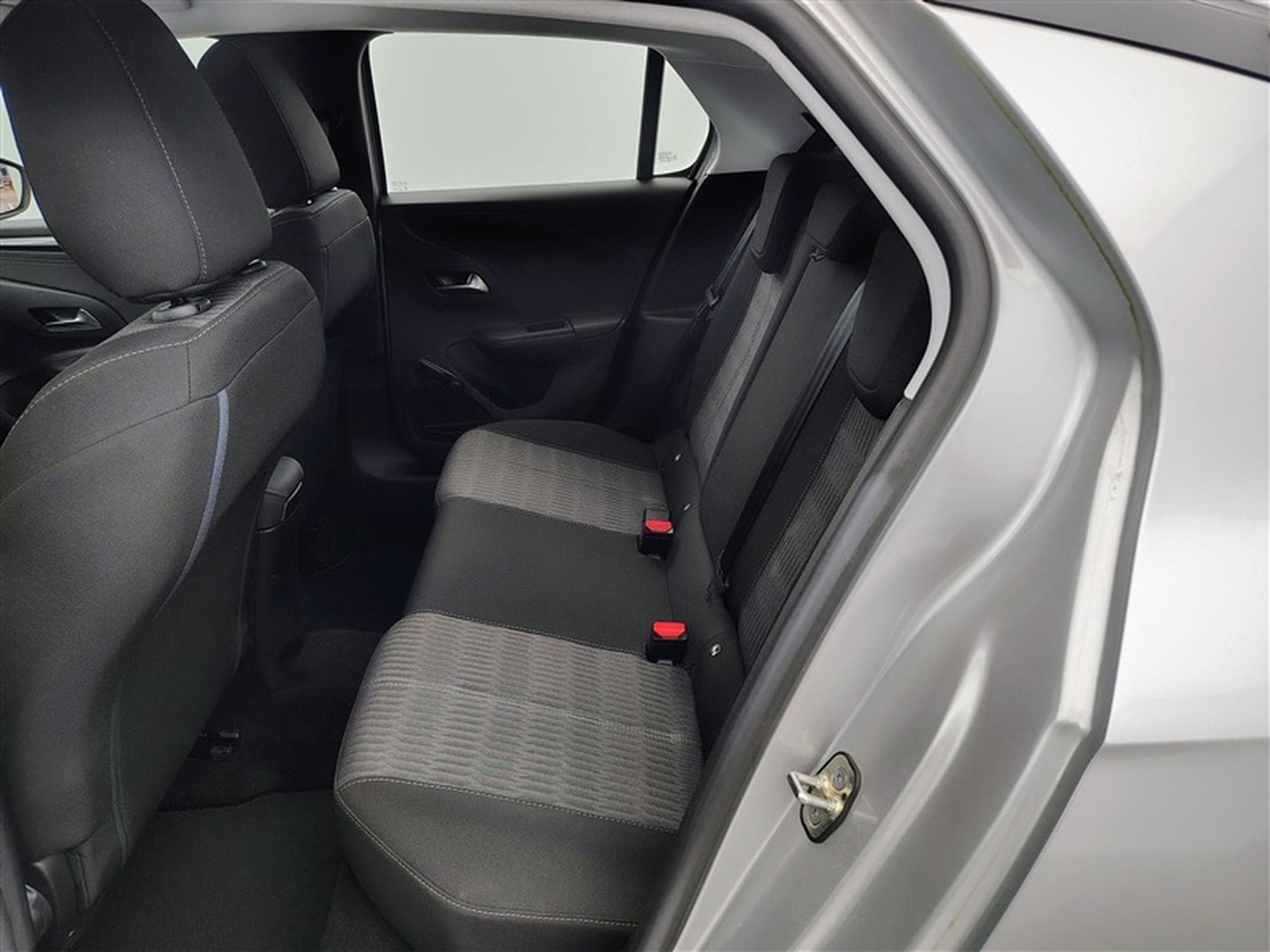 Opel Corsa 1.2i Elegance NAVI / FULL LED / PDC (2023) - Foto 13