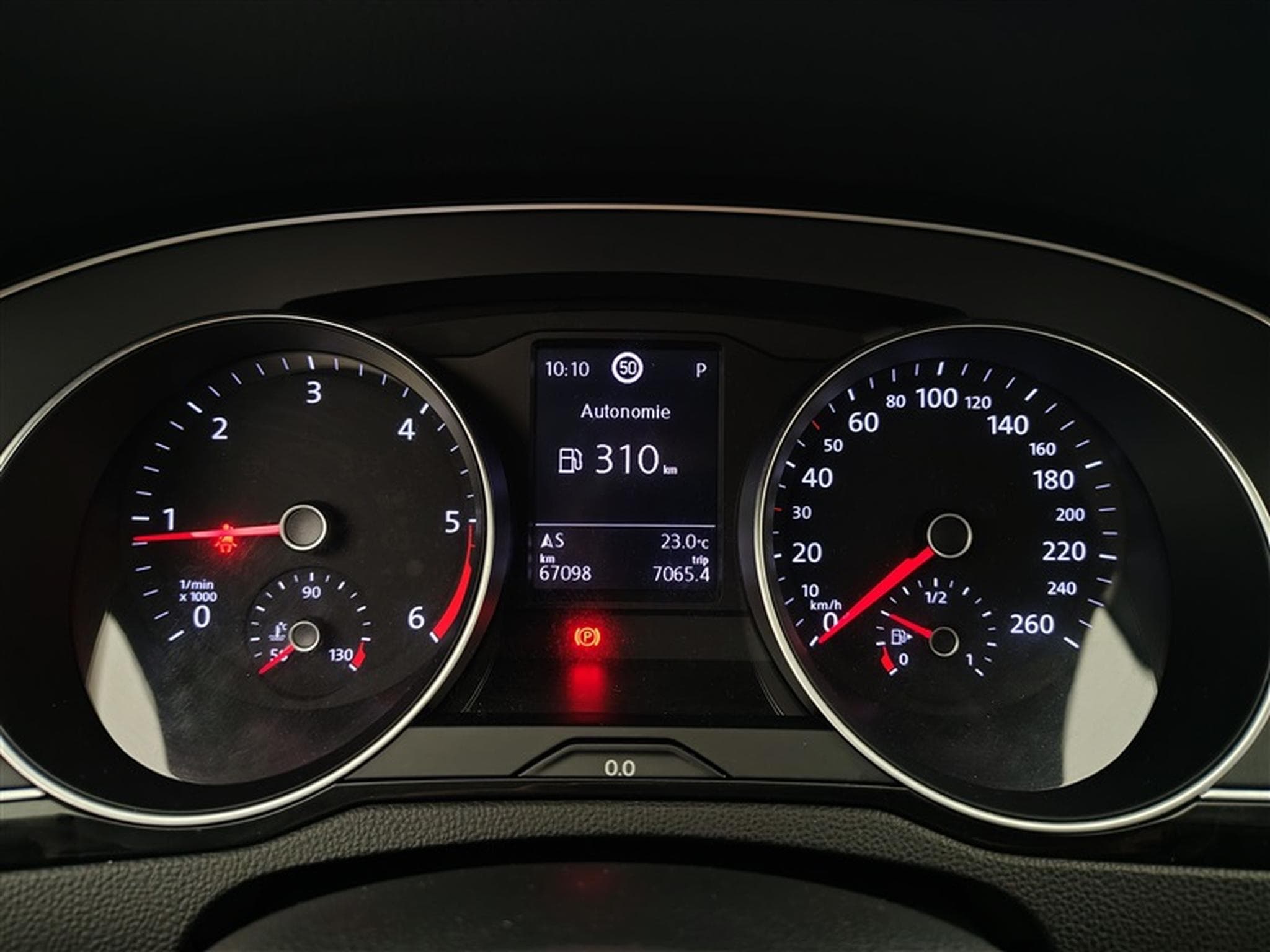VW Passat 2.0 TDi SCR Elegance Bus. DSG *NAVI/FULL LED/CARPLAY/CAM* (2021) - Foto 10