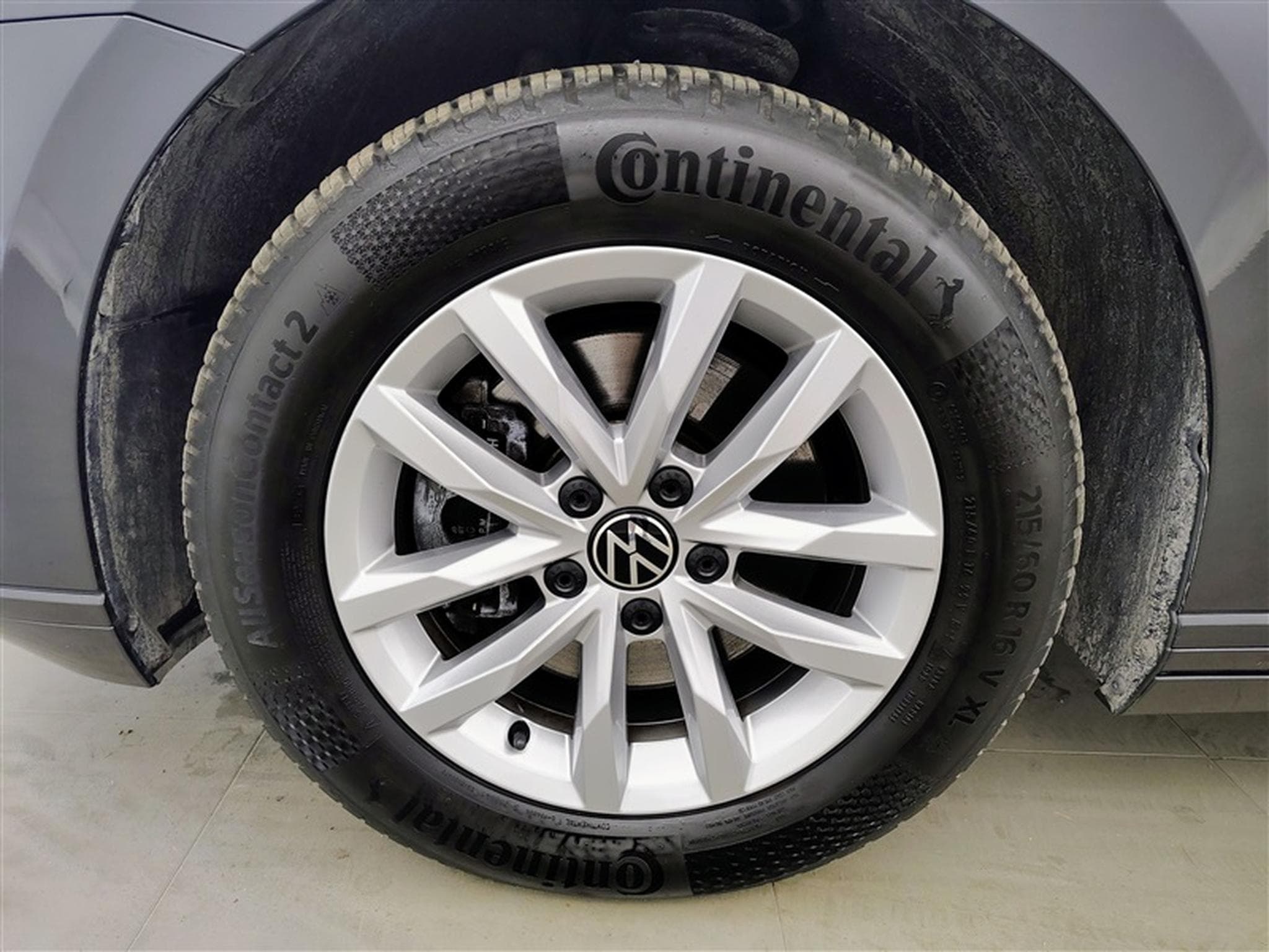 VW Passat 2.0 TDi SCR Elegance Bus. DSG *NAVI/FULL LED/CARPLAY/CAM* (2021) - Foto 6