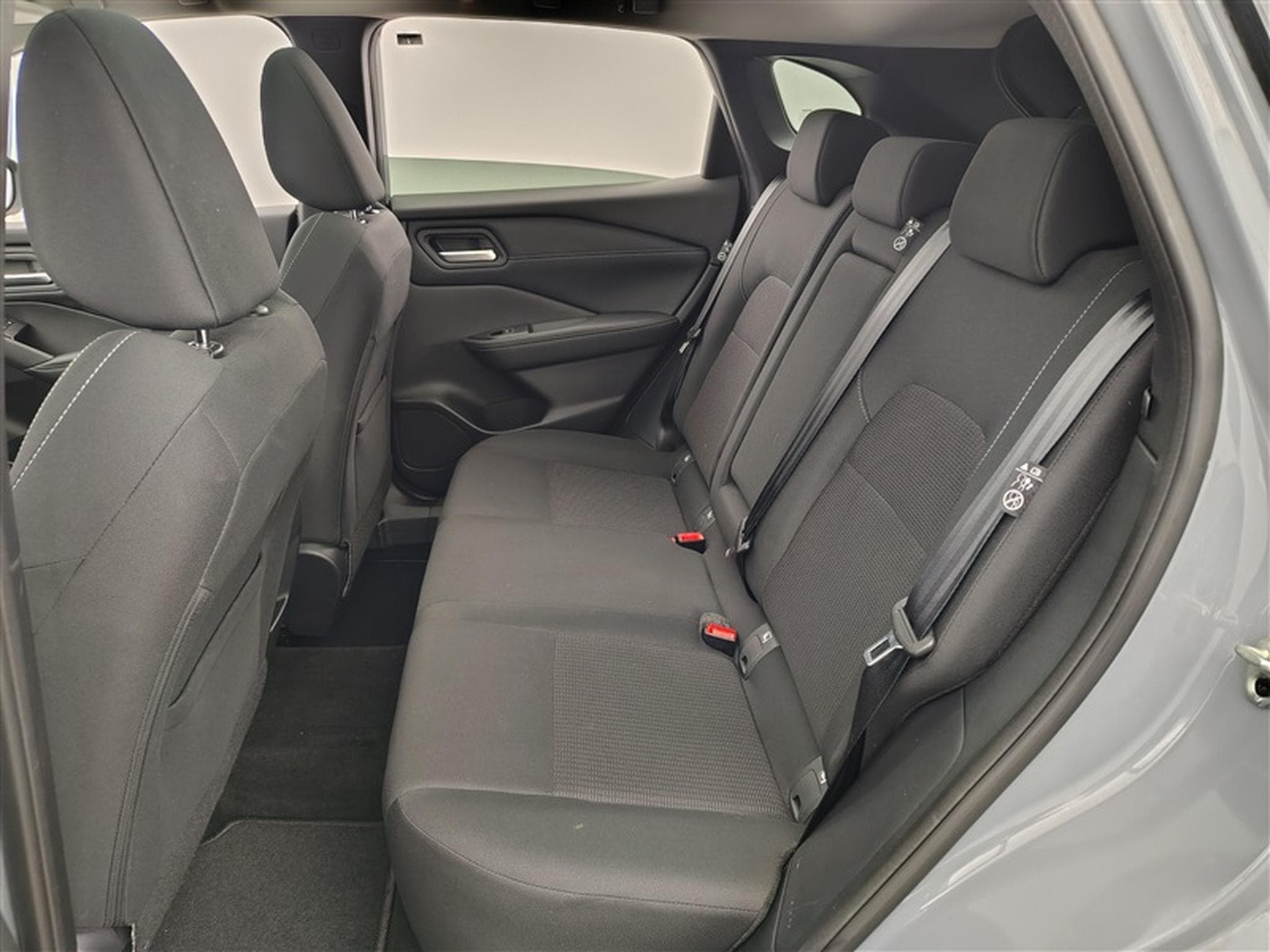 Nissan Qashqai 1.3 DIG-T MHEV Acenta (2023) - Photo 13