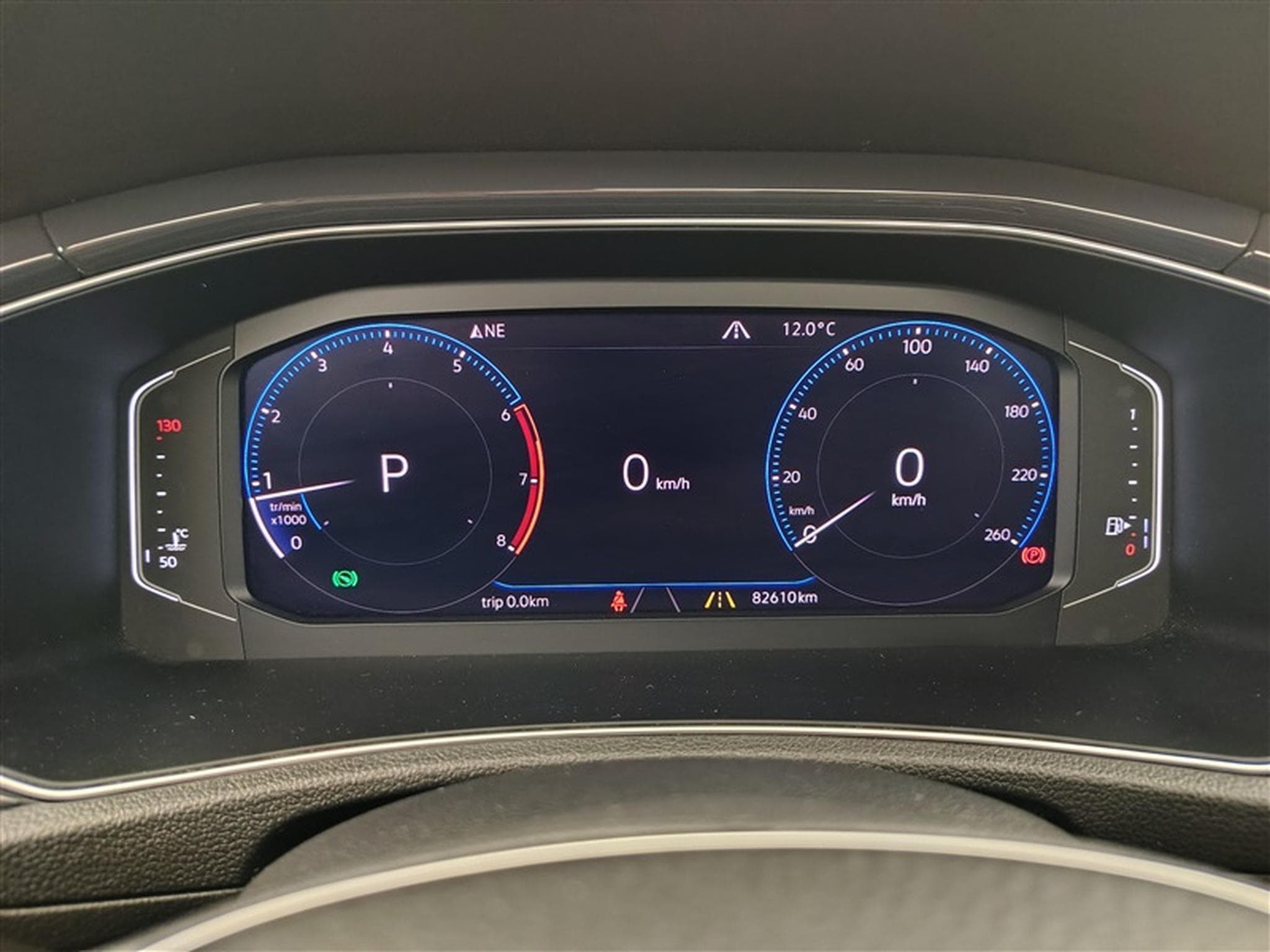 VW T-Roc 2.0 TSI 190 Ch 4Motion DSG Cuir / Toit Pano / Navi / CarPlay (2019) - Photo 10