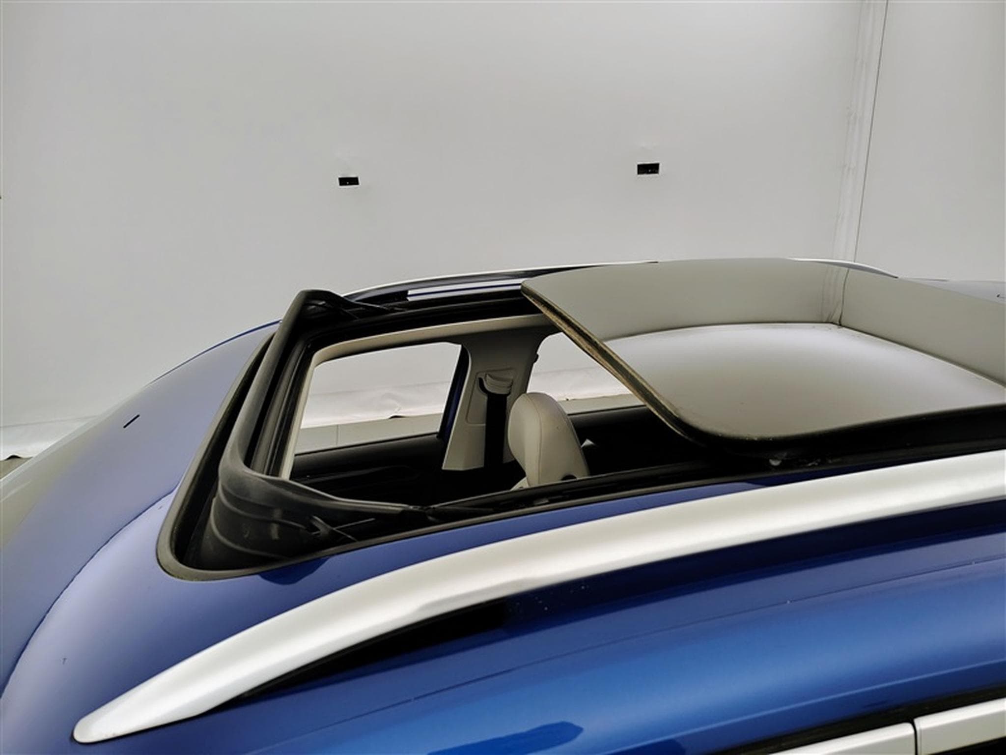 VW T-Roc 2.0 TSI 190 Ch 4Motion DSG Cuir / Toit Pano / Navi / CarPlay (2019) - Photo 19