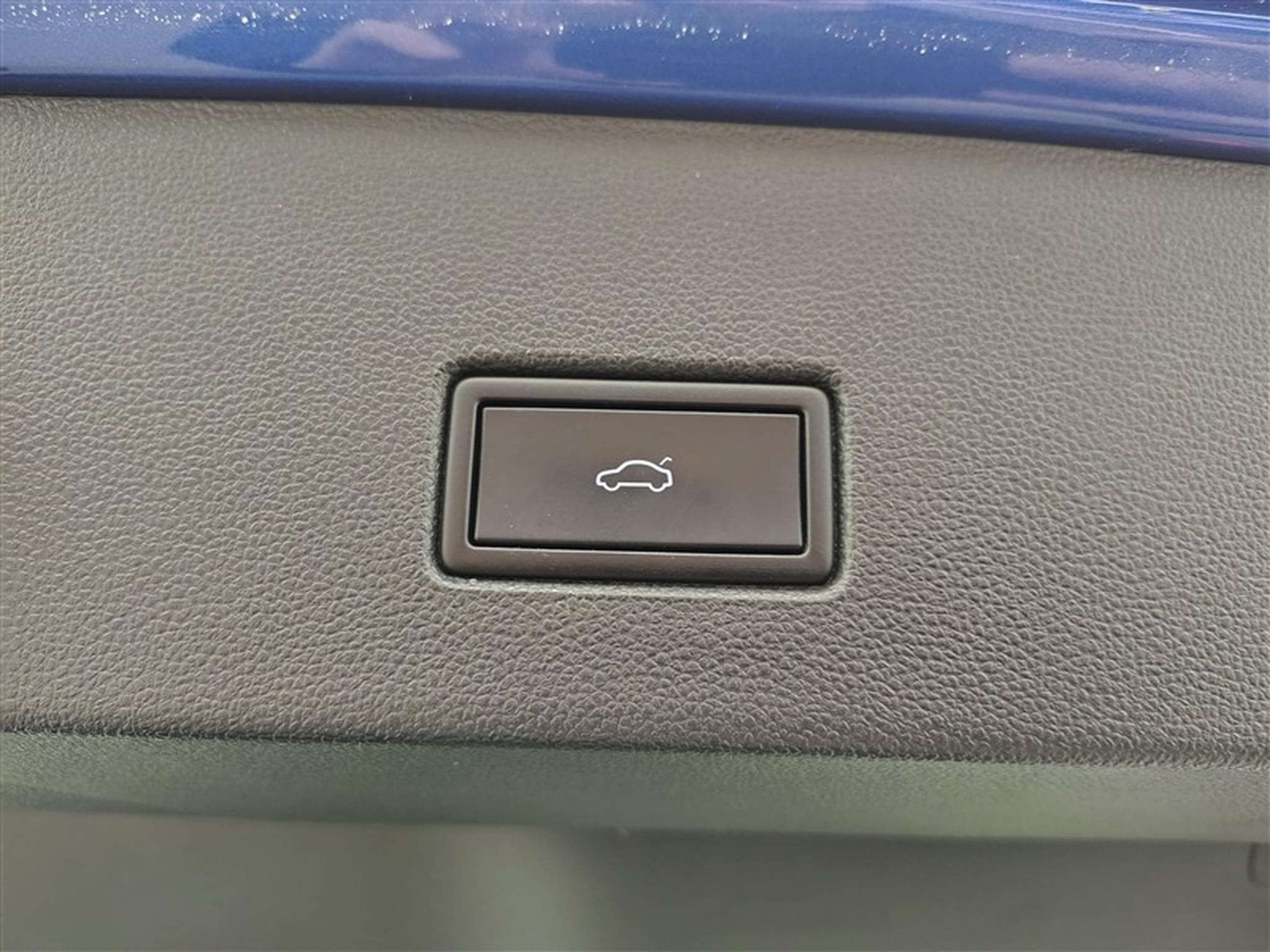 VW T-Roc 2.0 TSI 190 Ch 4Motion DSG Cuir / Toit Pano / Navi / CarPlay (2019) - Photo 20