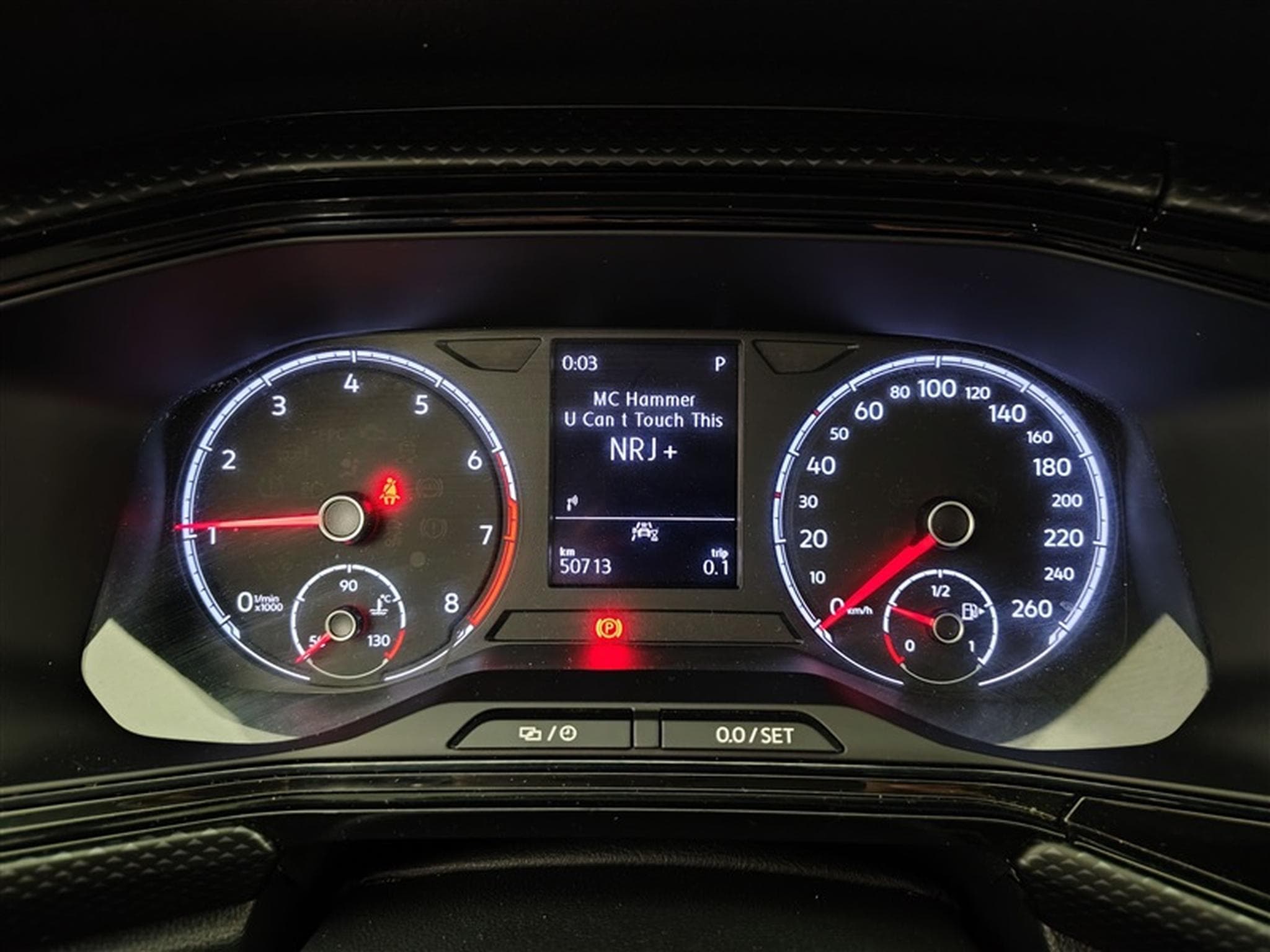 VW T-Cross 1.0 TSI 110cv DSG Life APP CONNECT / PDC AV+AR / JA 16" (2022) - Foto 10