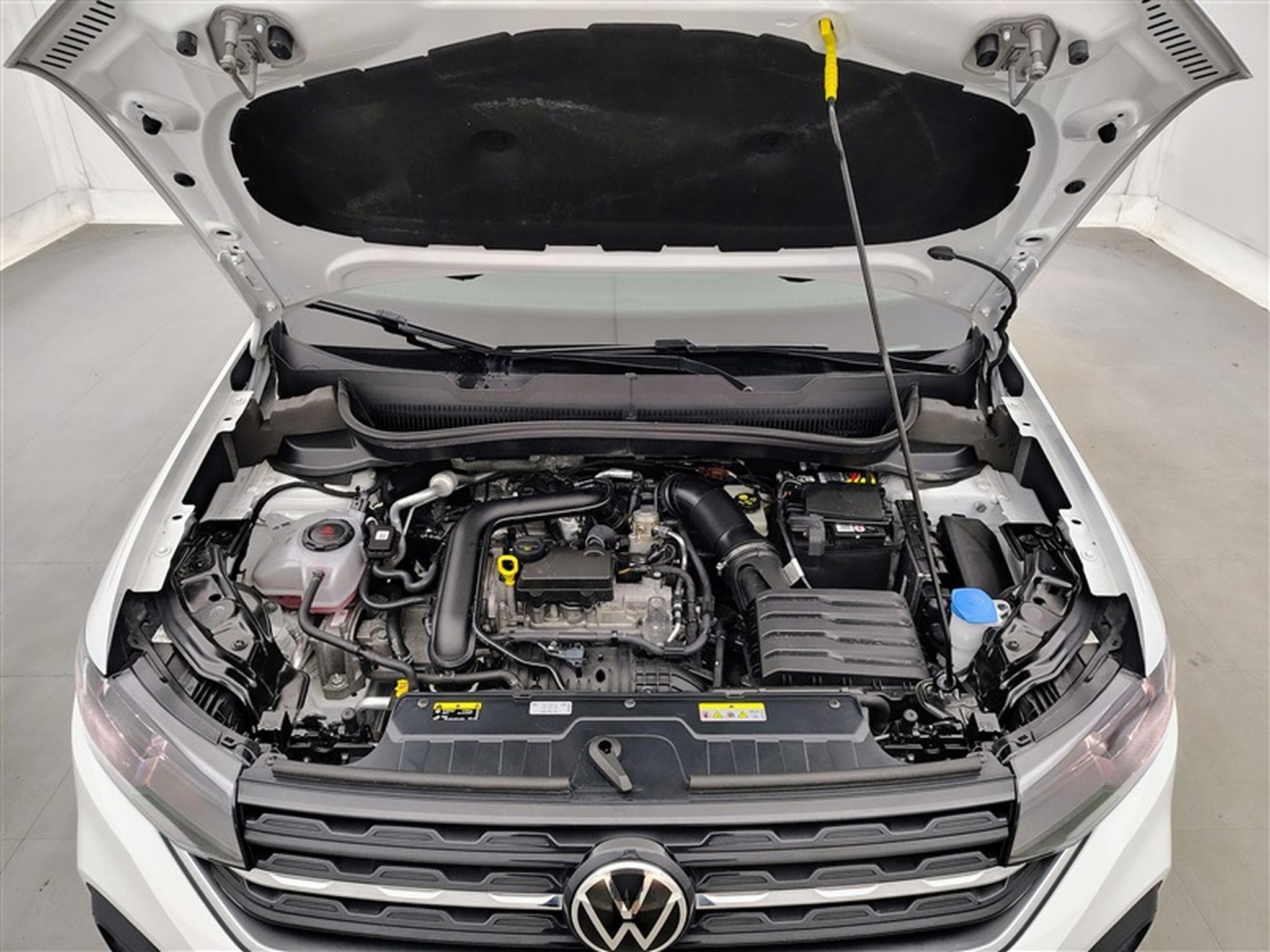 VW T-Cross 1.0 TSI 110cv DSG Life APP CONNECT / PDC AV+AR / JA 16" (2022) - Foto 19