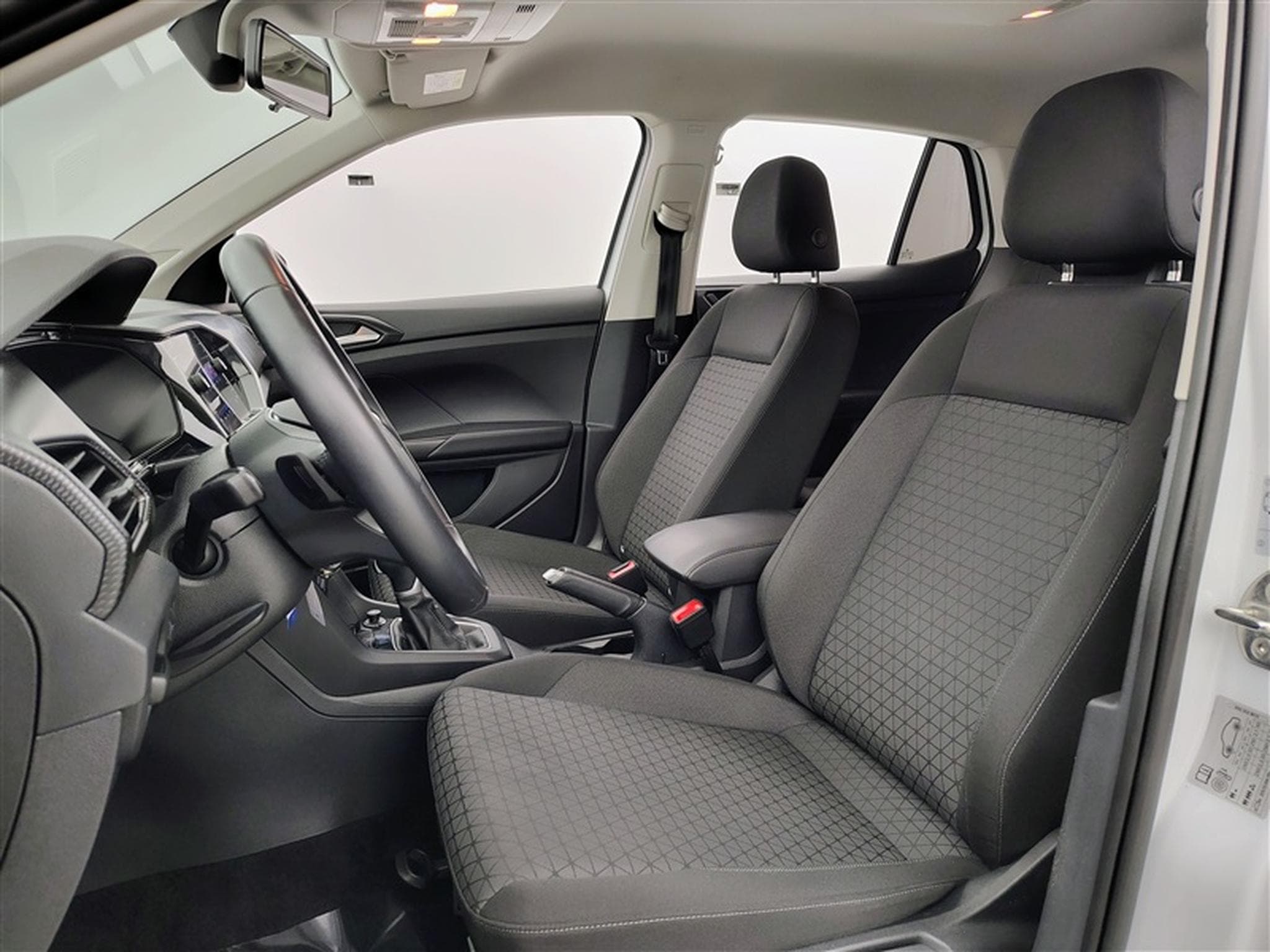 VW T-Cross 1.0 TSI 110cv DSG Life APP CONNECT / PDC AV+AR / JA 16" (2022) - Foto 7