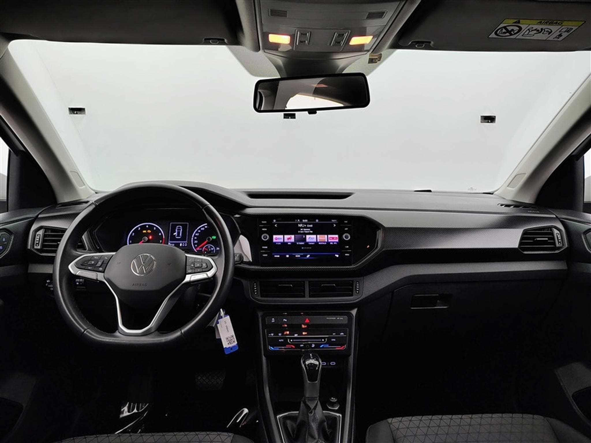 VW T-Cross 1.0 TSI 110cv DSG Life APP CONNECT / PDC AV+AR / JA 16" (2022) - Foto 8
