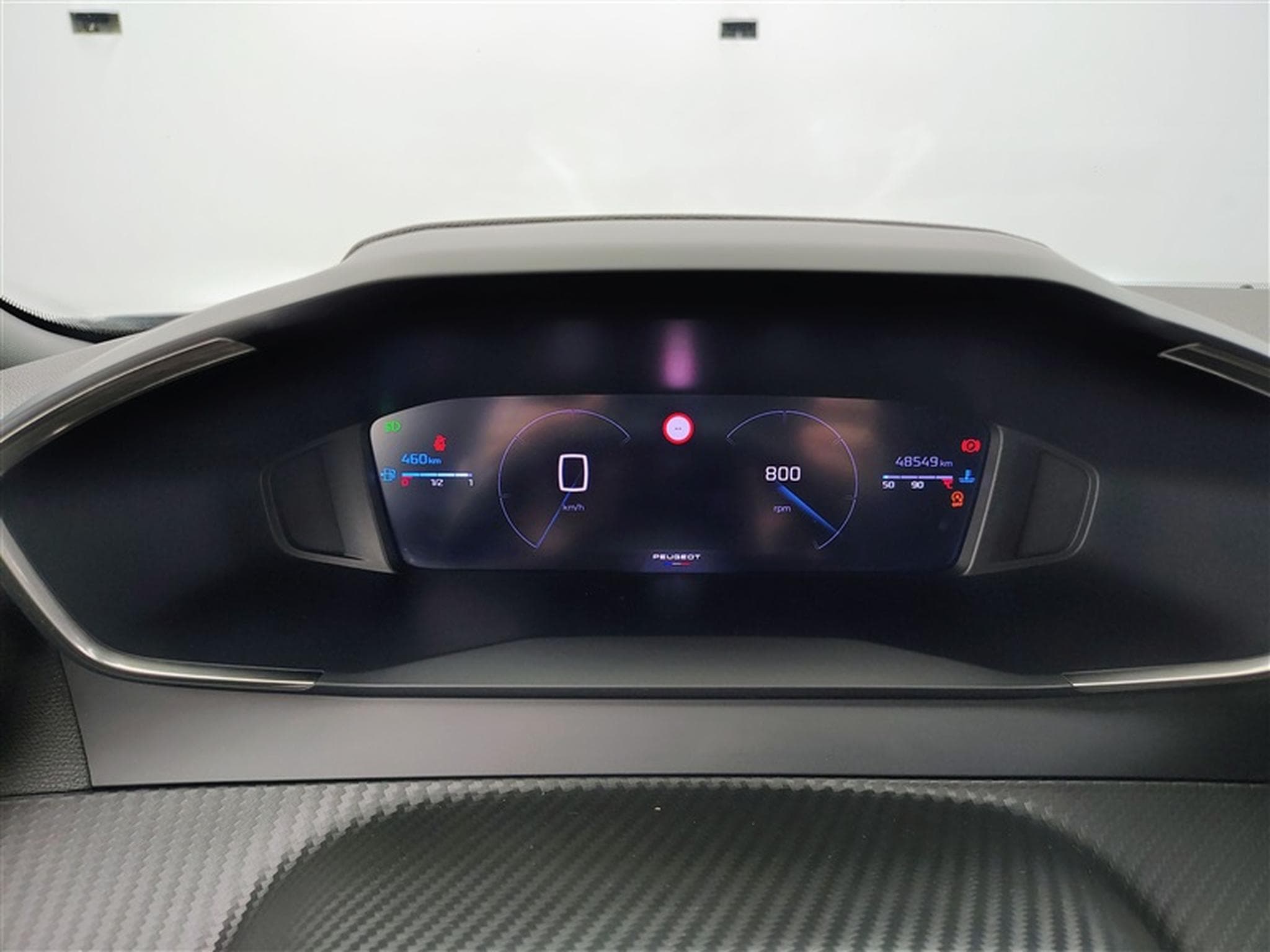 Peugeot 2008 1.2 PureTech Allure NAVI / FULL LED / CARPLAY / S-CUIR (2024) - Photo 9