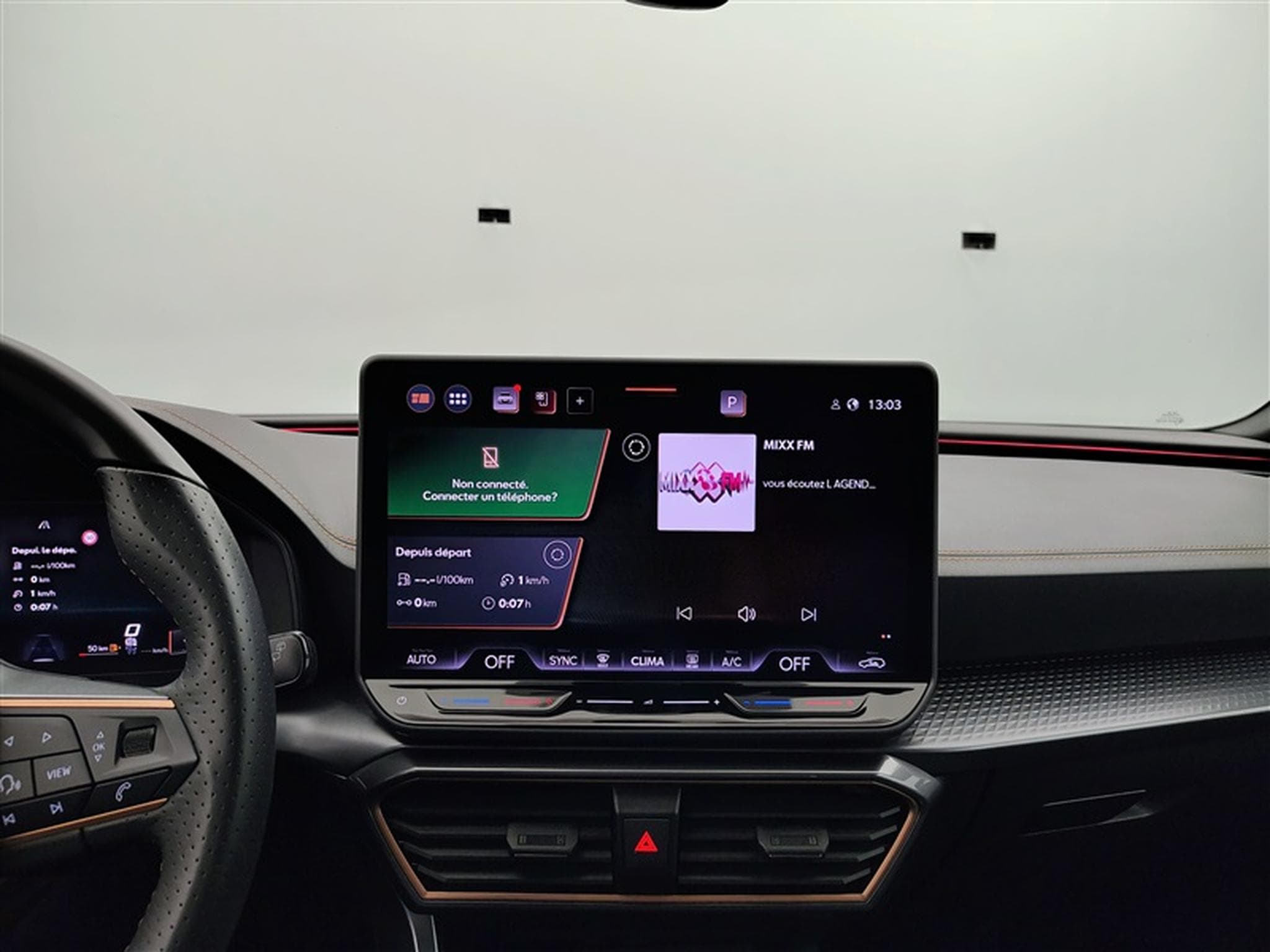 Cupra Leon 1.5 TSI 150cv S-CUIR / CARPLAY / CAMERA / ALU (2025) - Photo 11