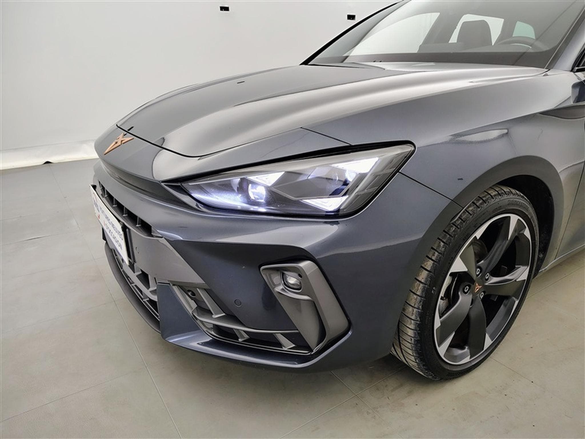 Cupra Leon 1.5 TSI 150cv S-CUIR / CARPLAY / CAMERA / ALU (2025) - Photo 15