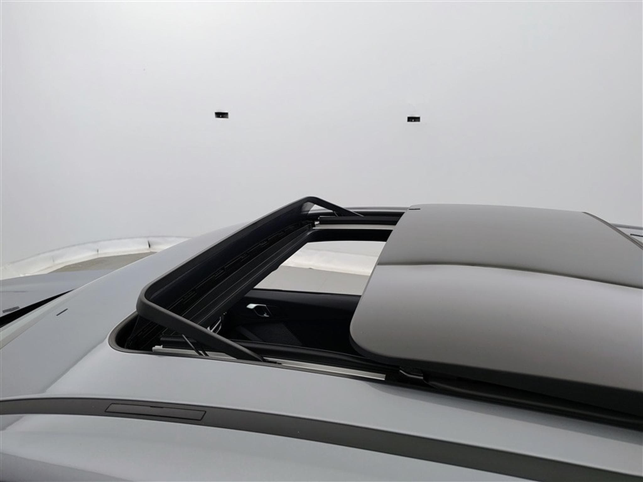 BMW 120 120iA Pack M NAVI / FULL LED / PANO / CAMERA / JA 18" (2025) - Photo 18