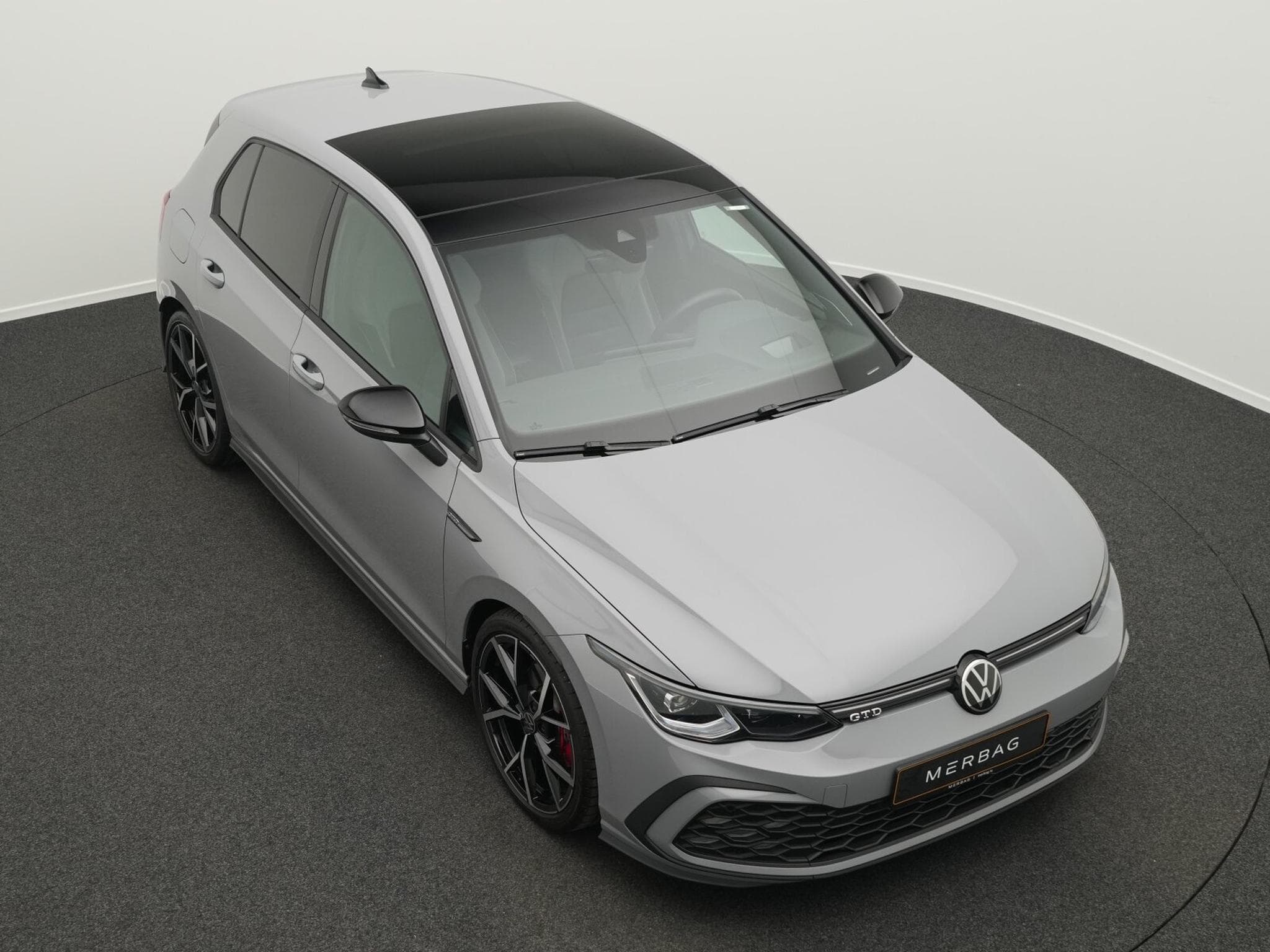 VW Golf VIII 2.0 TDI GTD (2023) - Photo 10