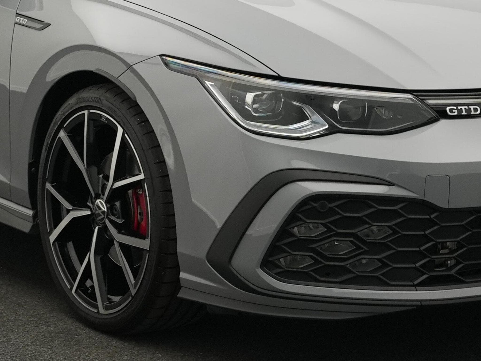 VW Golf VIII 2.0 TDI GTD (2023) - Photo 7