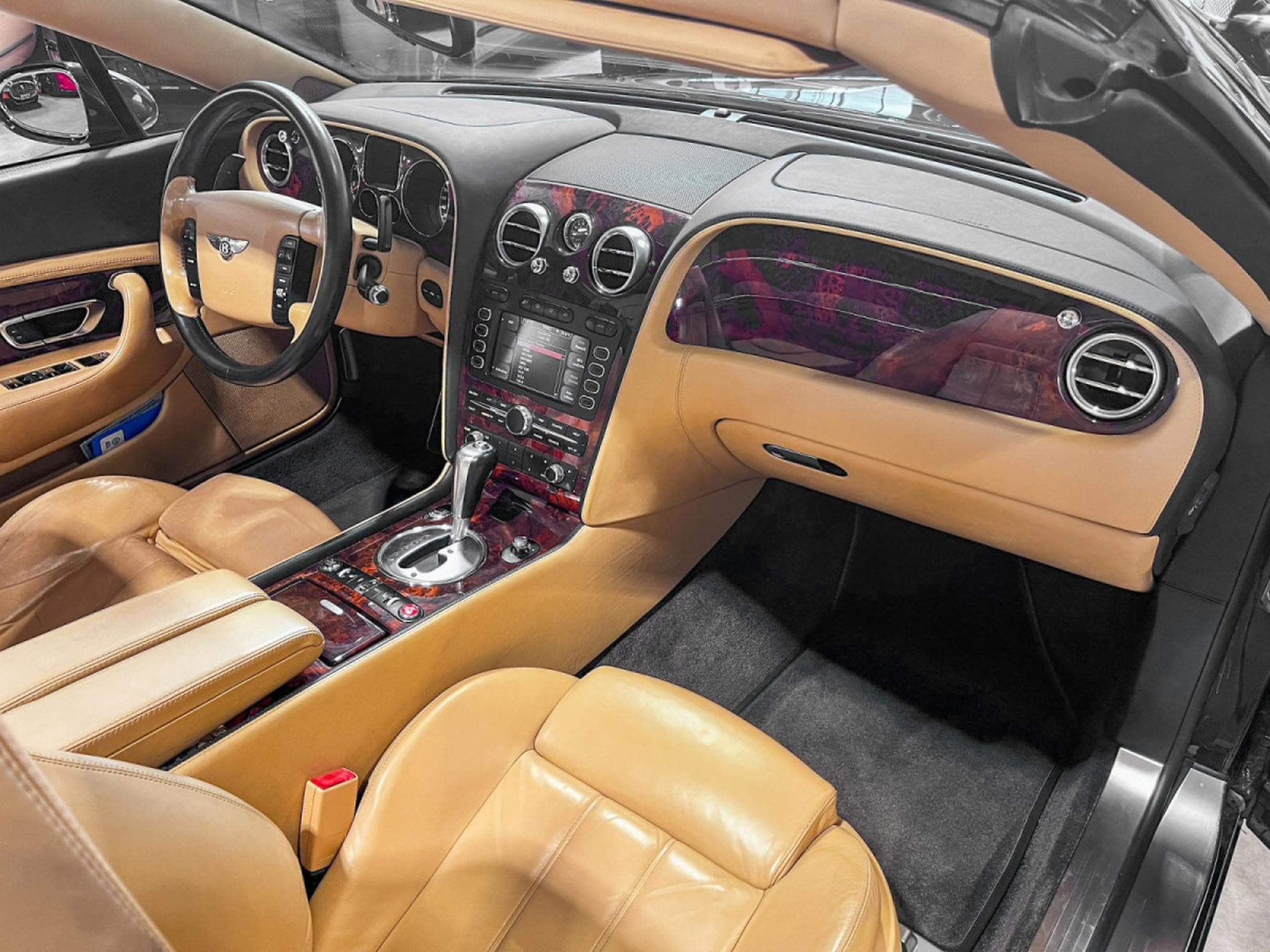 Bentley Continental GT Bentley Continental GTC - Cabrio 6.0W12 (2007) - Foto 18