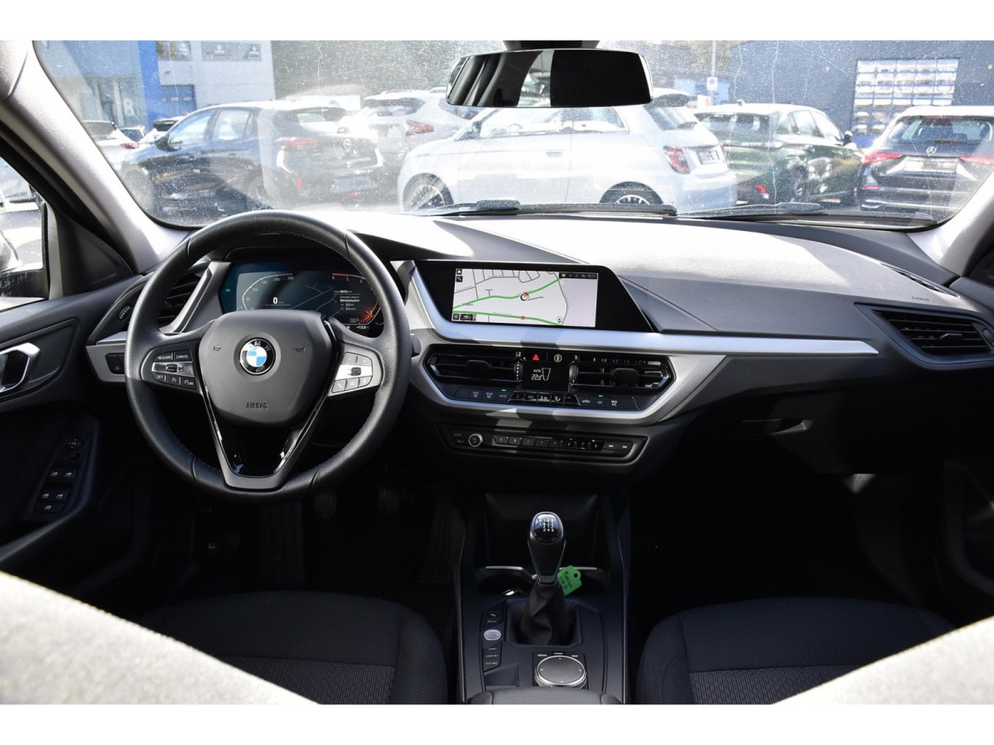 BMW 116 d REGUL GPS PDC LED 1° MAIN (2023) - Foto 9