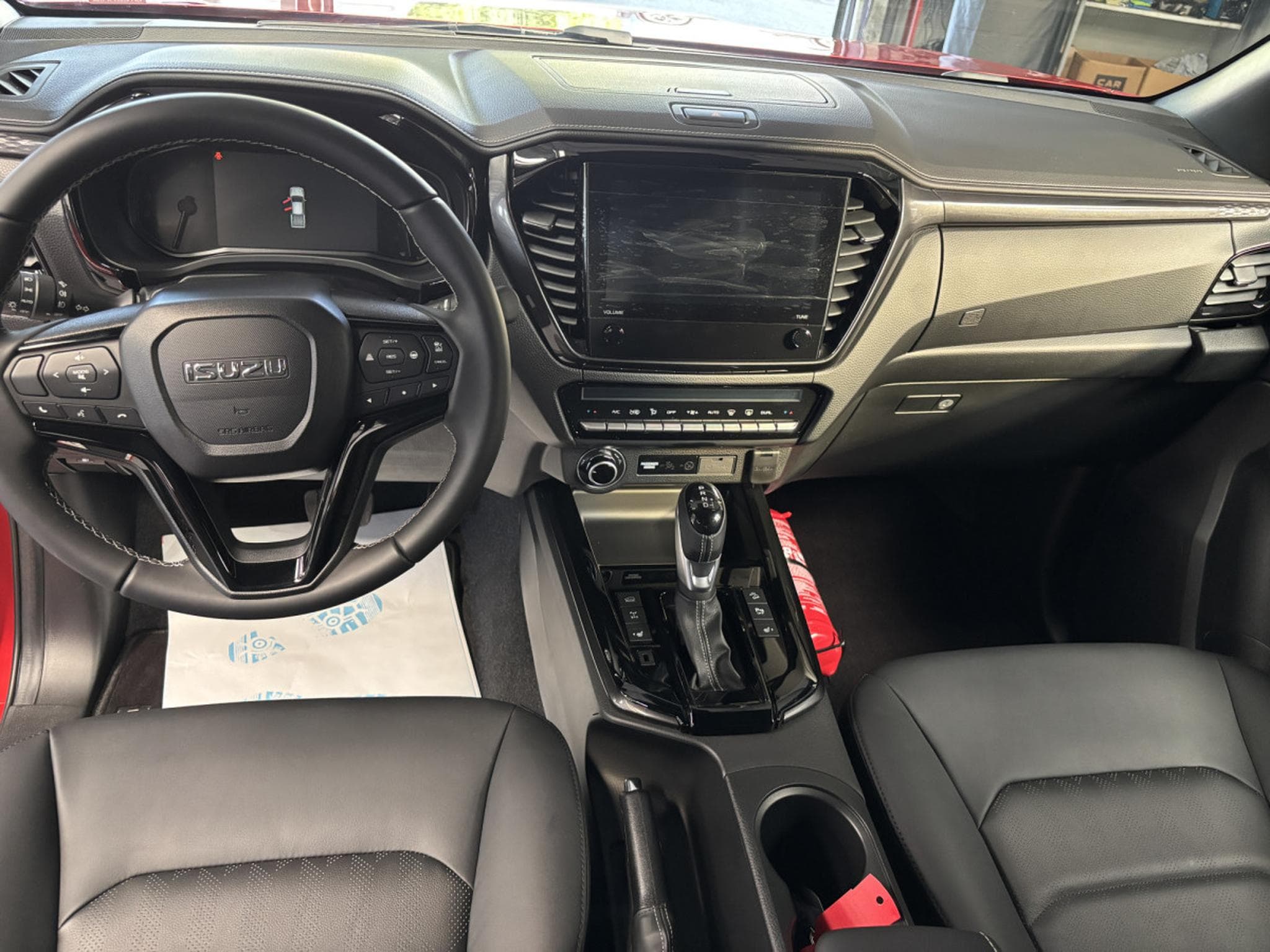 Isuzu D-Max Double Cab 1.9 V-Cross 163HP (2026) - Foto 11