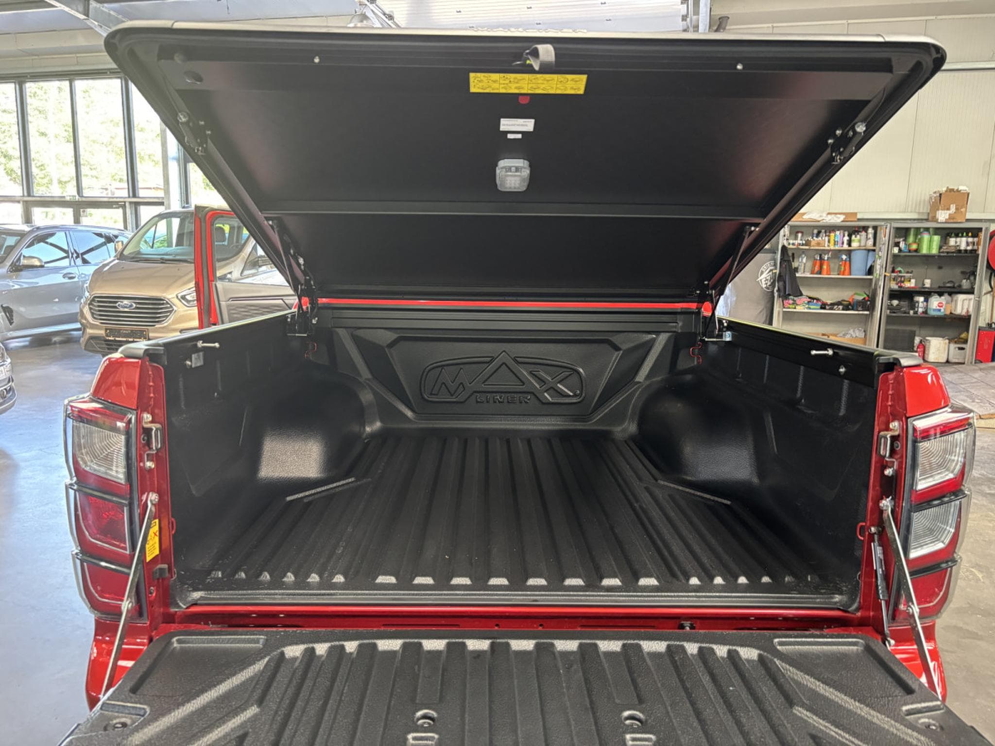 Isuzu D-Max Double Cab 1.9 V-Cross 163HP (2026) - Foto 14