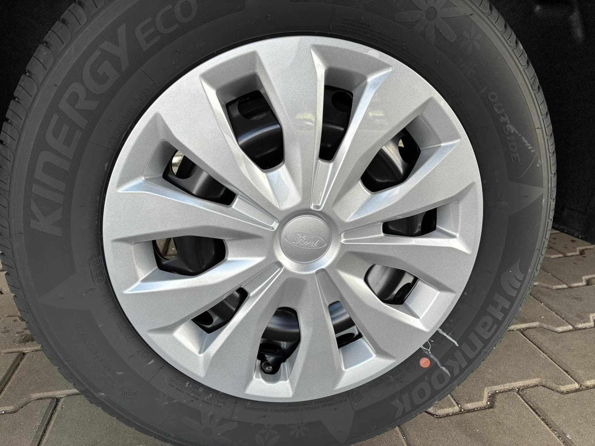 Ford Tourneo Trend (2026) - Photo 10