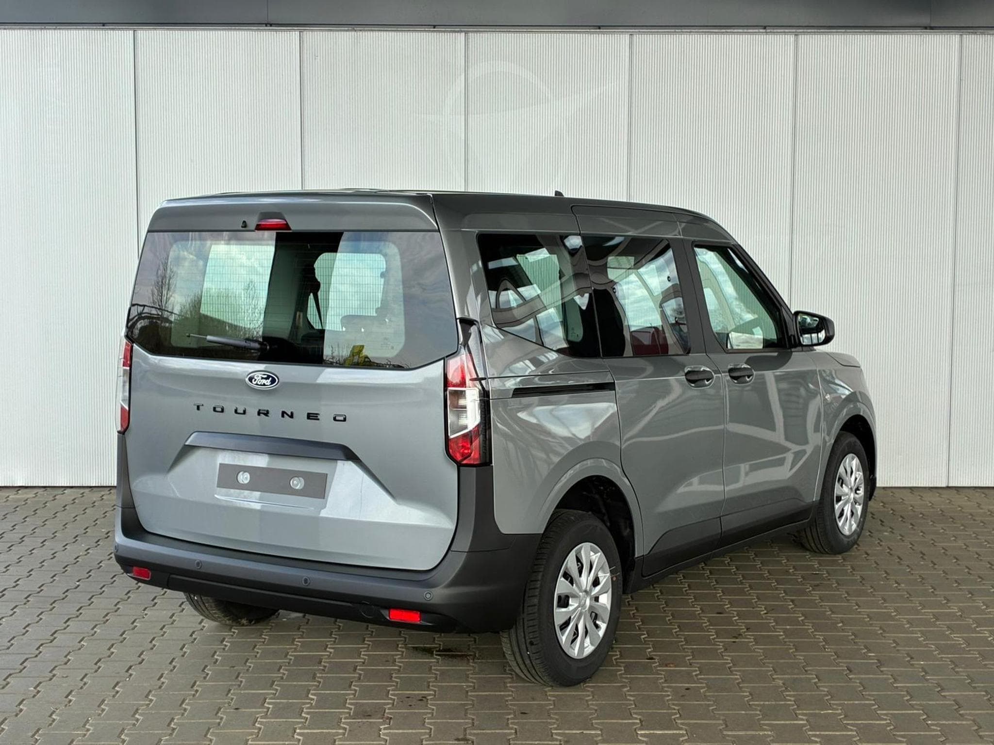 Ford Tourneo Trend (2026) - Photo 3