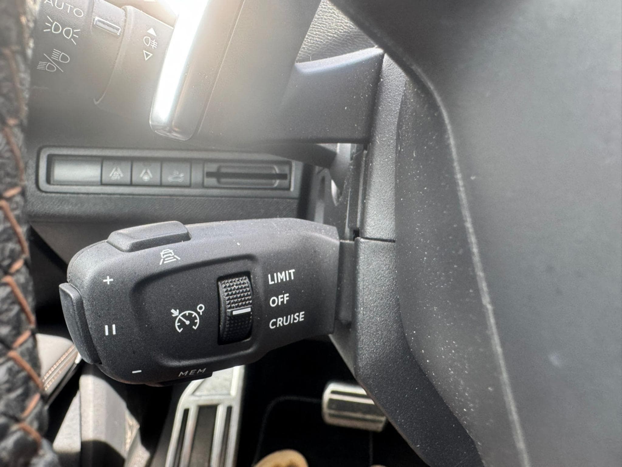 Peugeot 3008 PEUGEOT 3008 GT LINE NAVI LED KAMERA LEDER 19ZOLL (2023) - Foto 19
