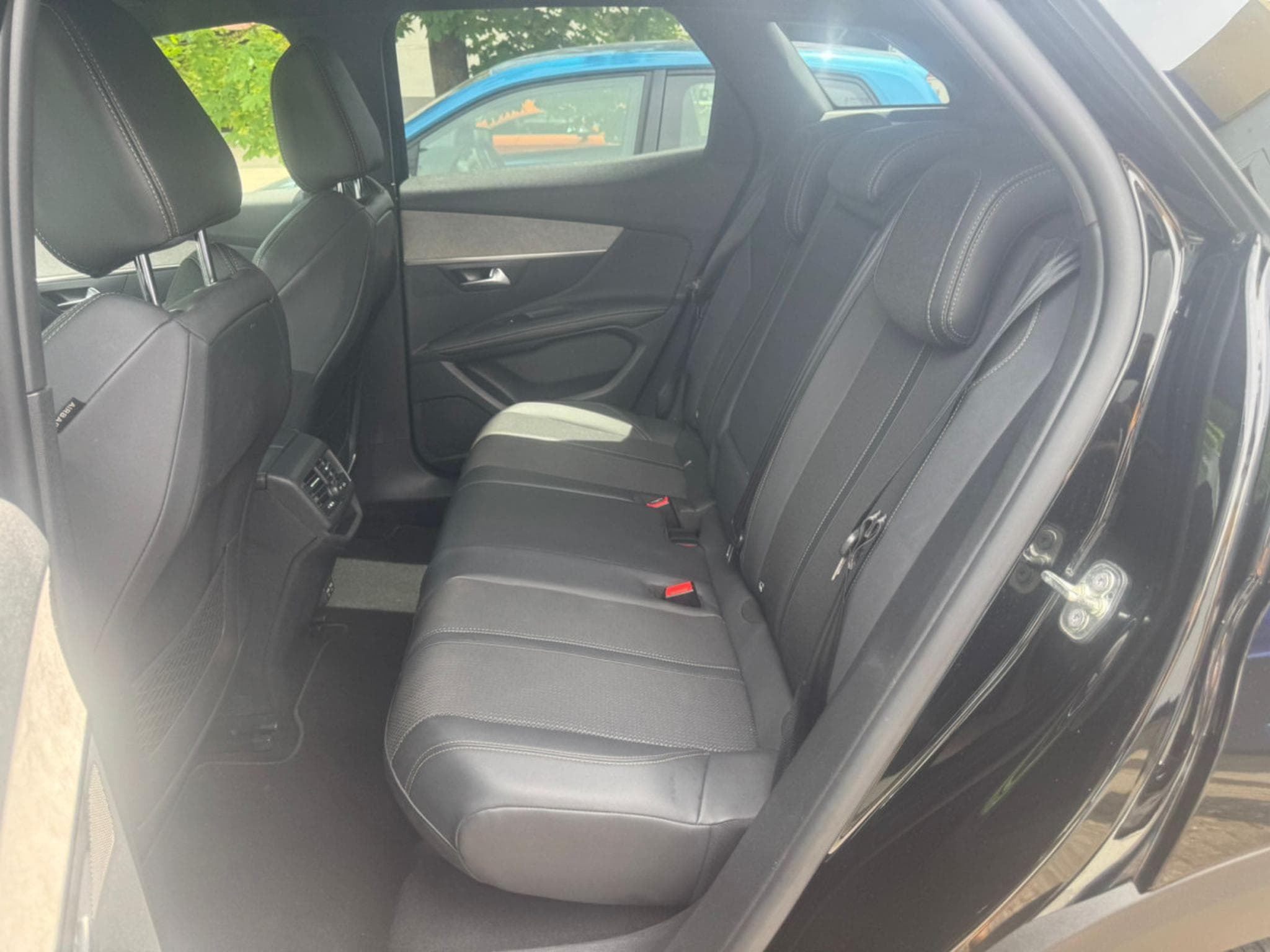 Peugeot 3008 PEUGEOT 3008 GT LINE NAVI LED KAMERA LEDER 19ZOLL (2023) - Foto 9
